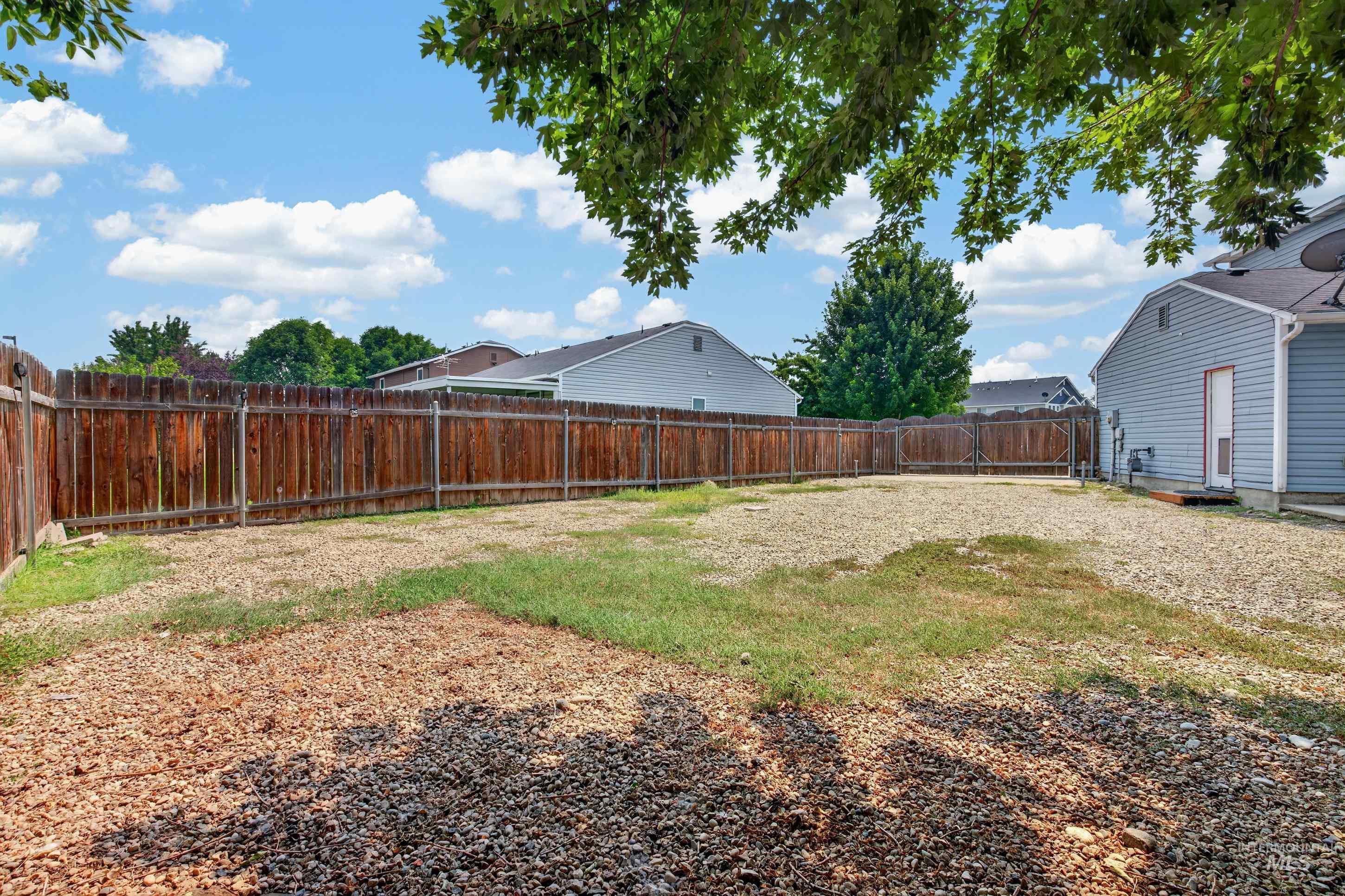 320 E Walcott Lake Ct Property Photo 44
