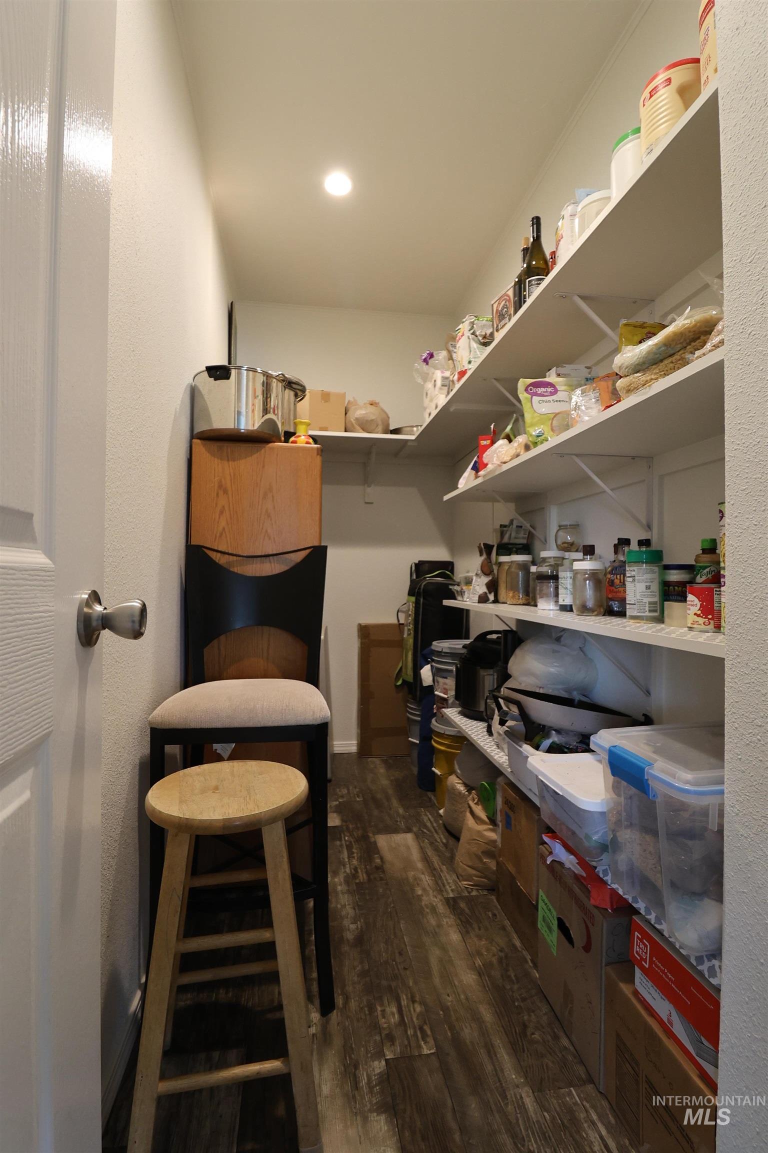 496 N Elm St Property Photo 21