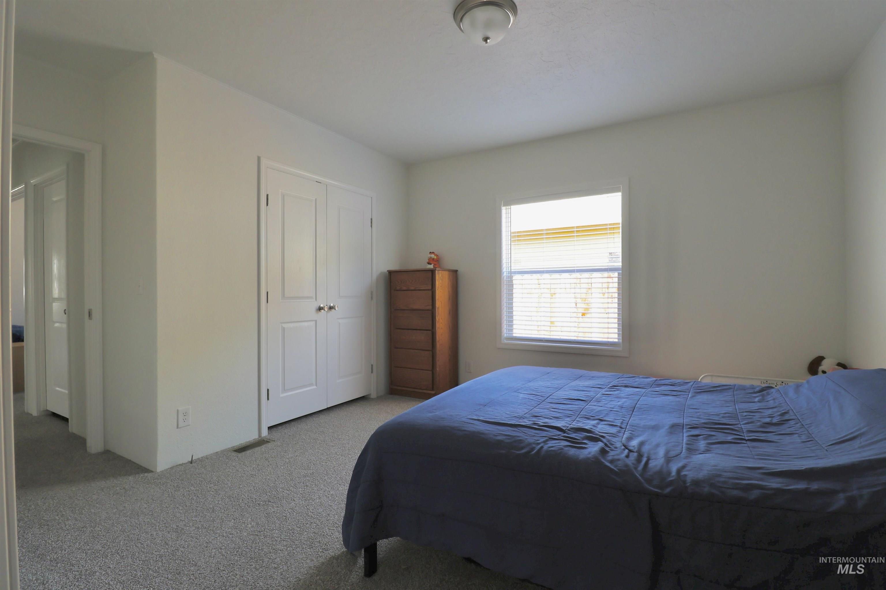 496 N Elm St Property Photo 28