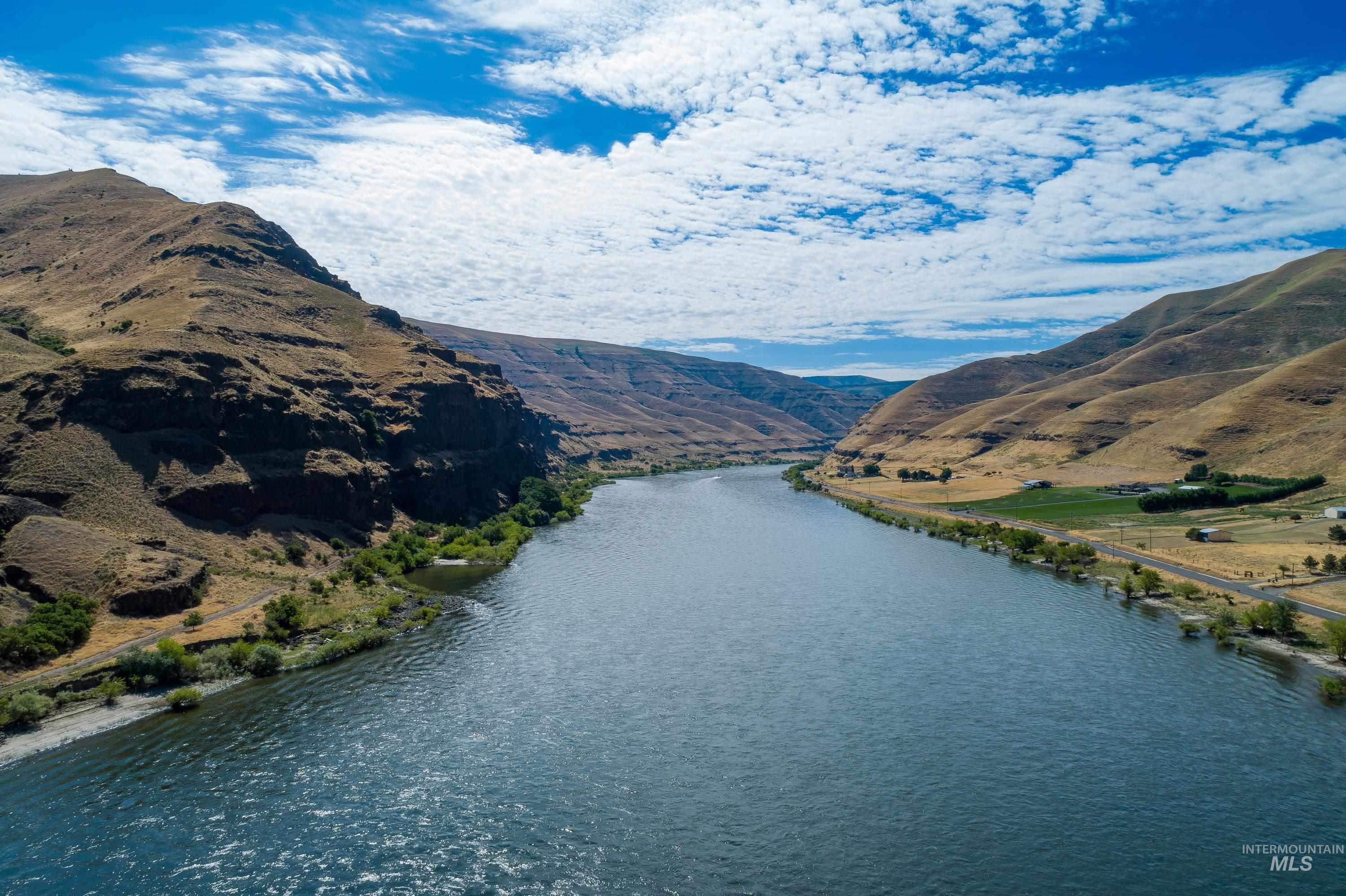 Not Assigned Snake River Road Property Photo 4
