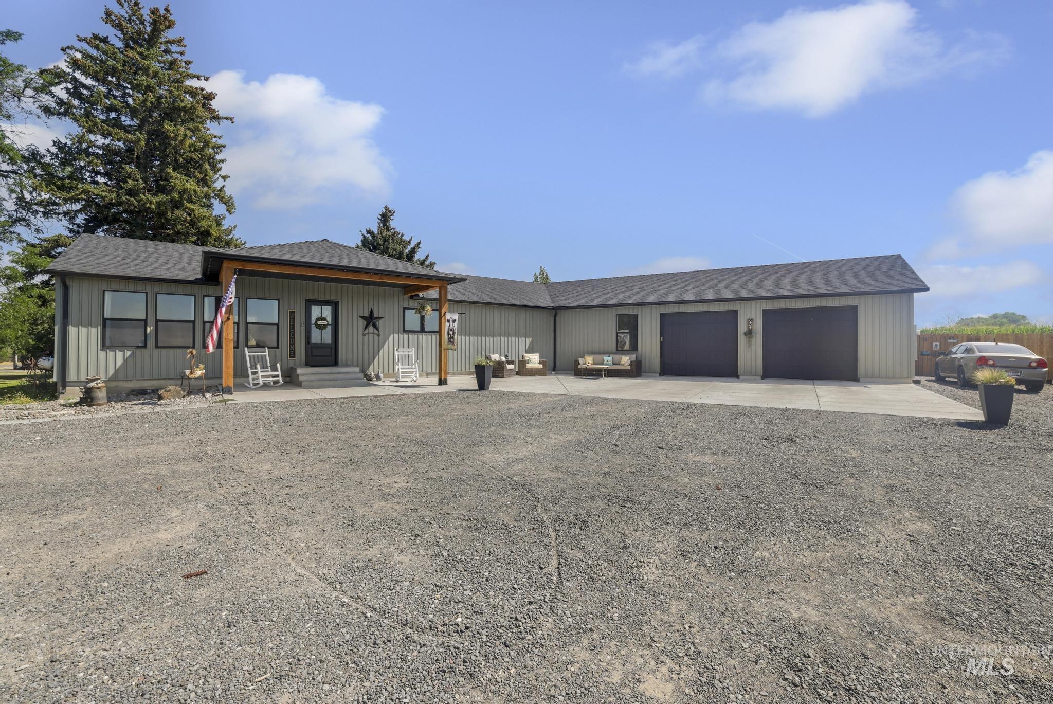254 S 100 W Property Photo 1