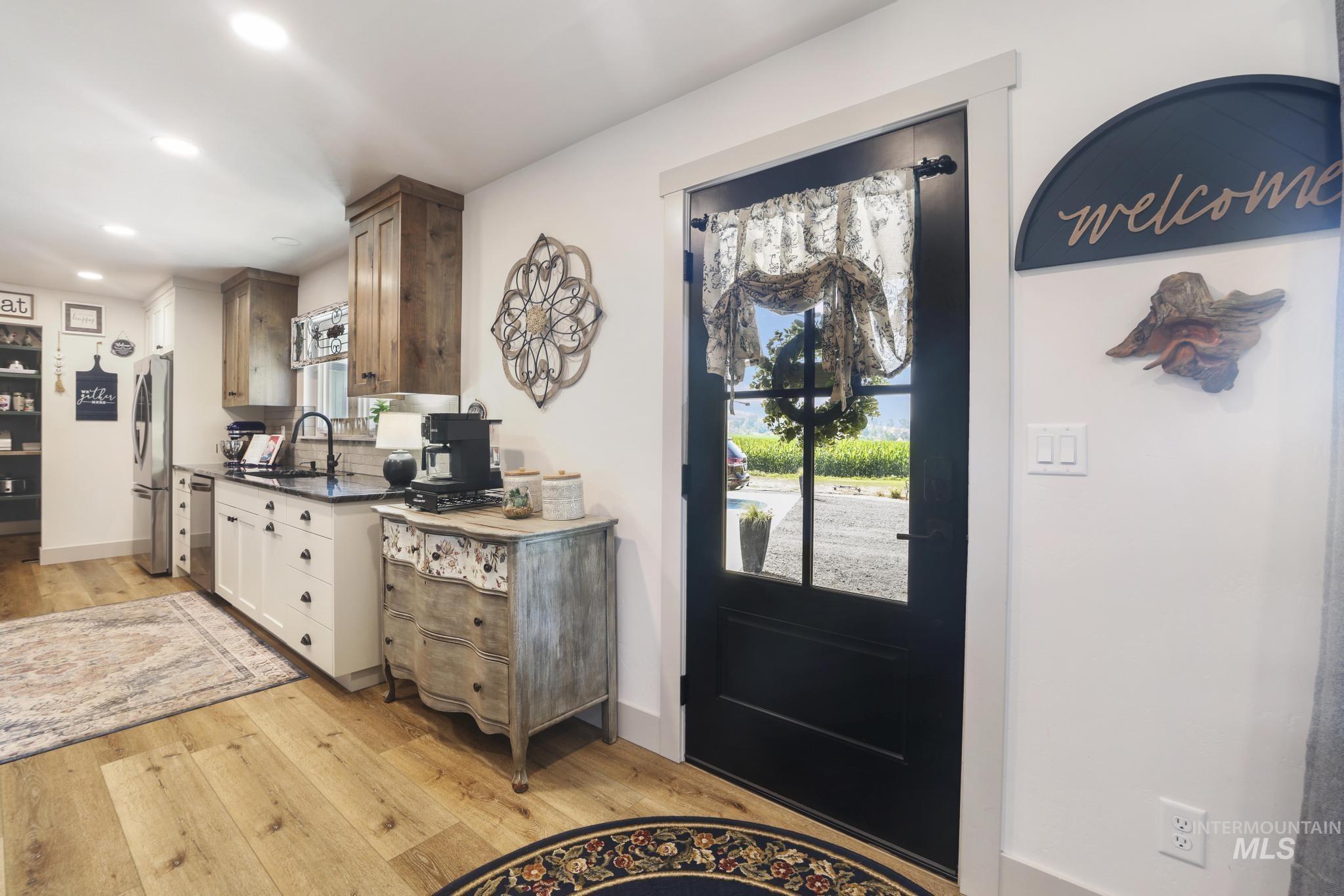 254 S 100 W Property Photo 11