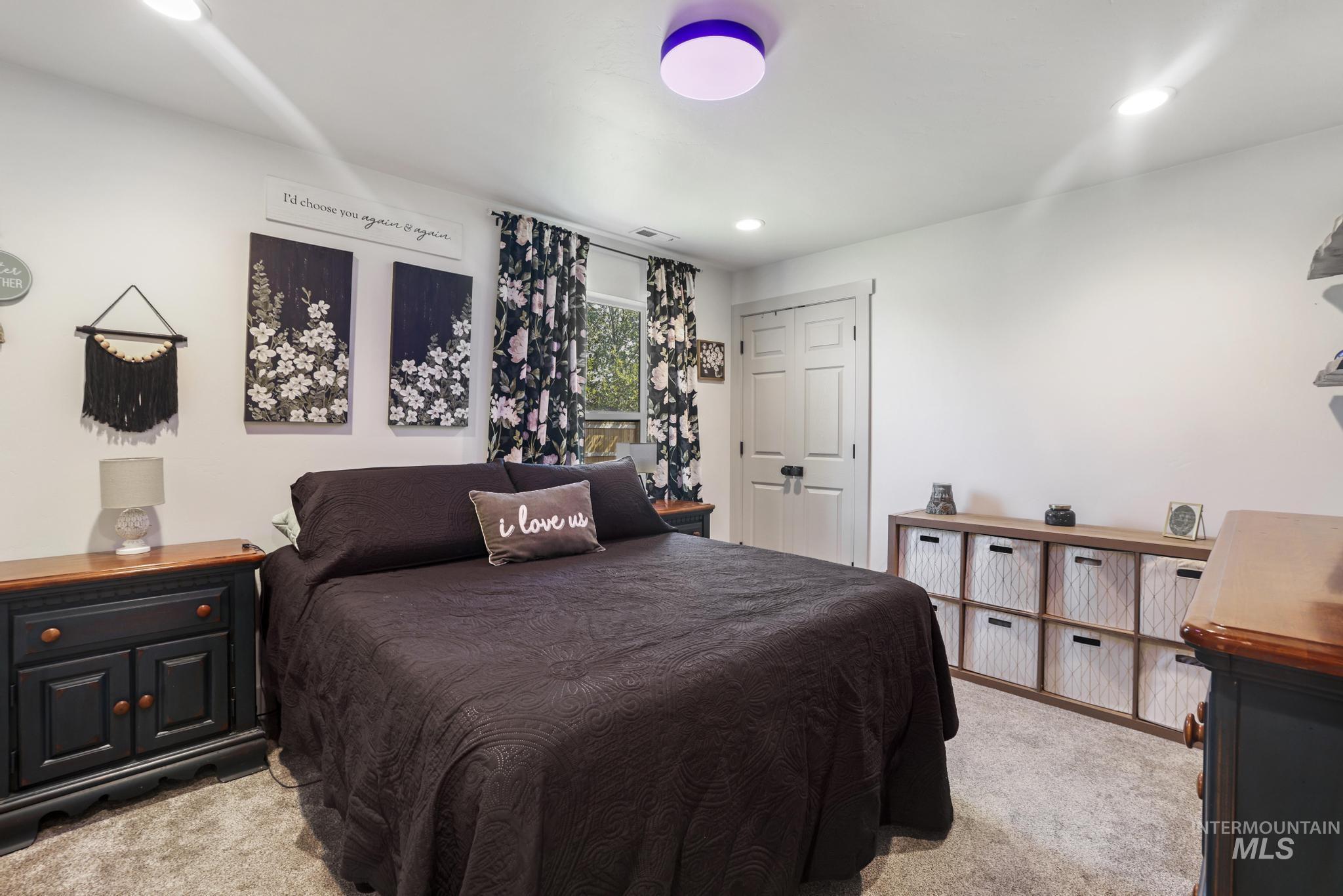 254 S 100 W Property Photo 29