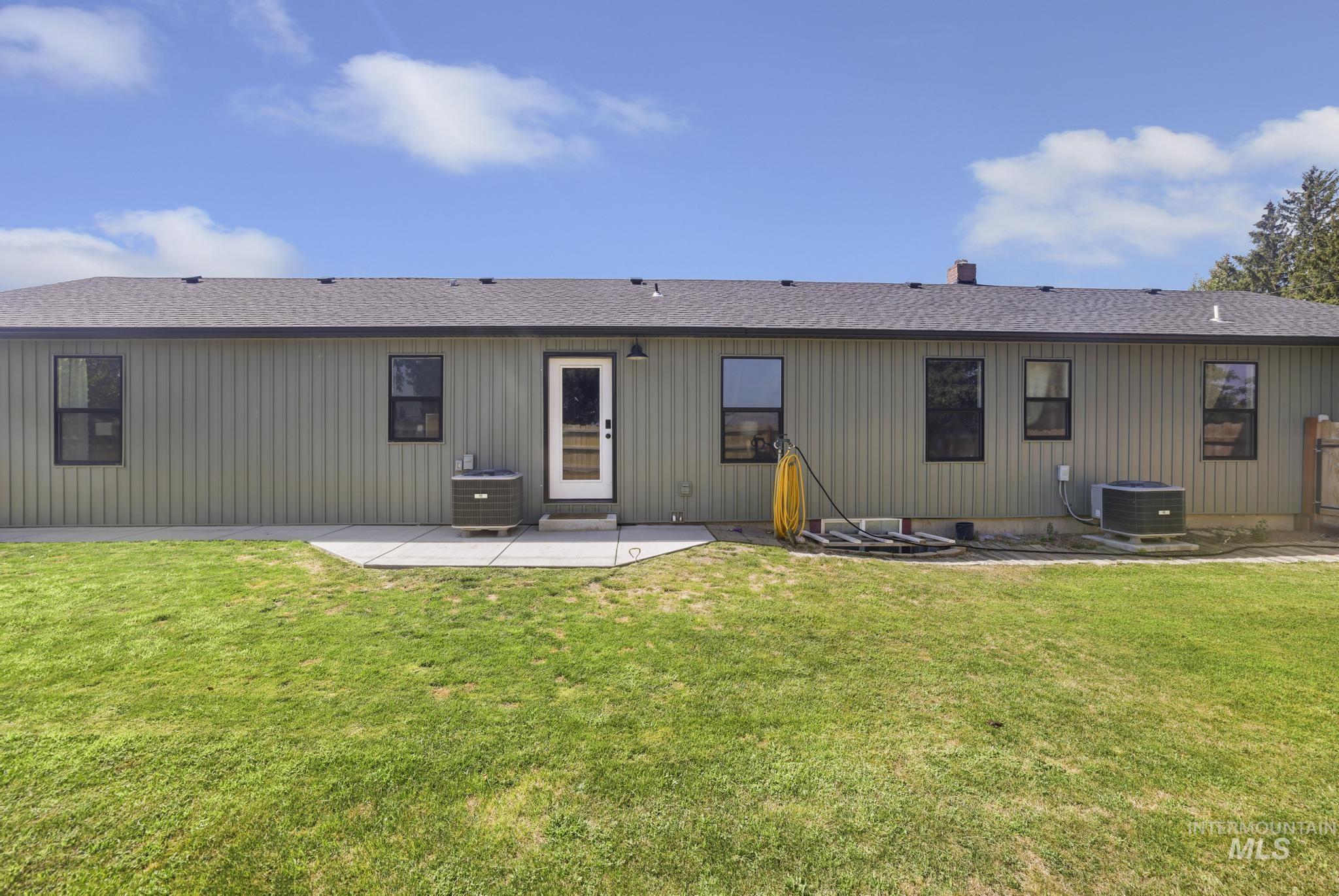 254 S 100 W Property Photo 37