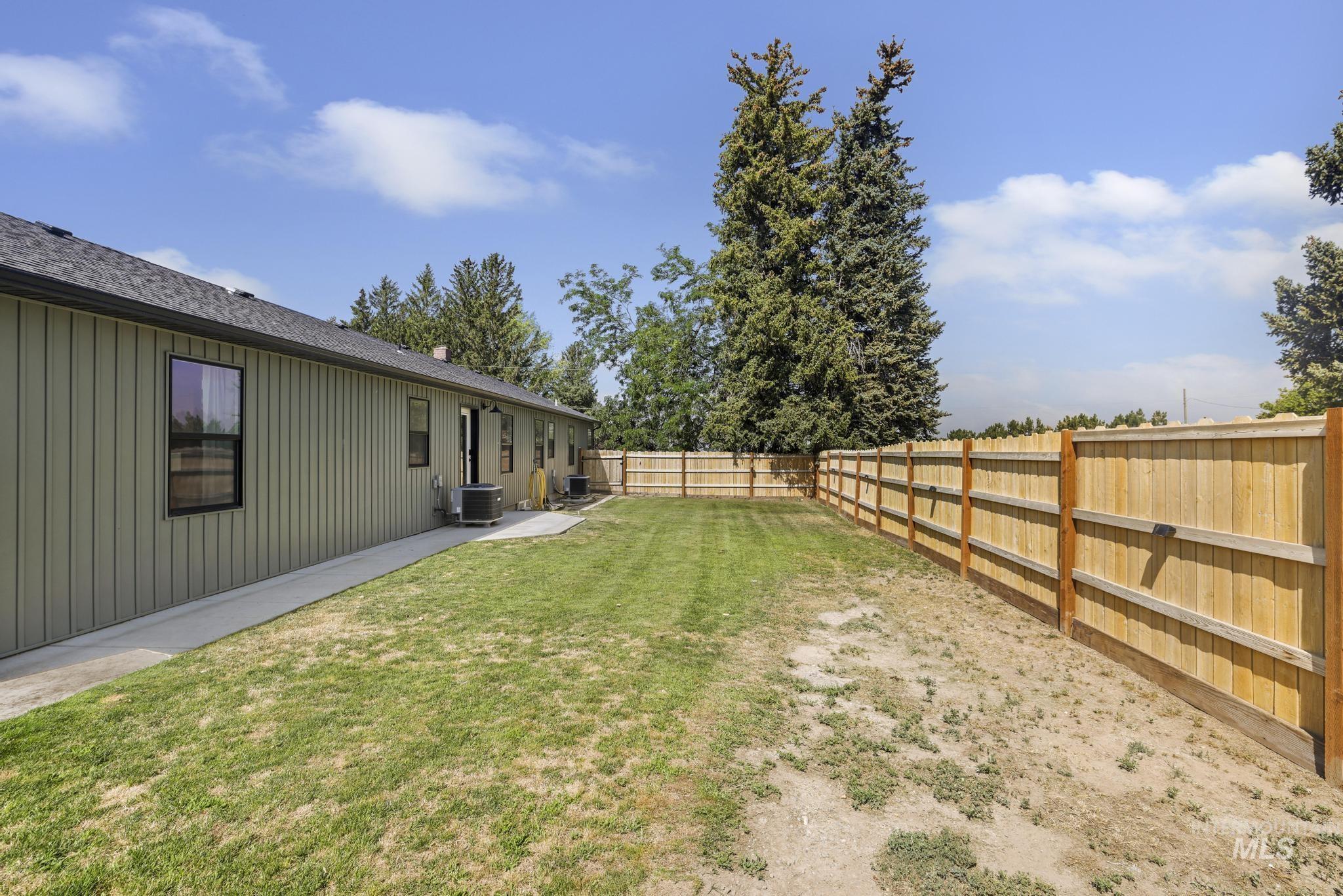 254 S 100 W Property Photo 39
