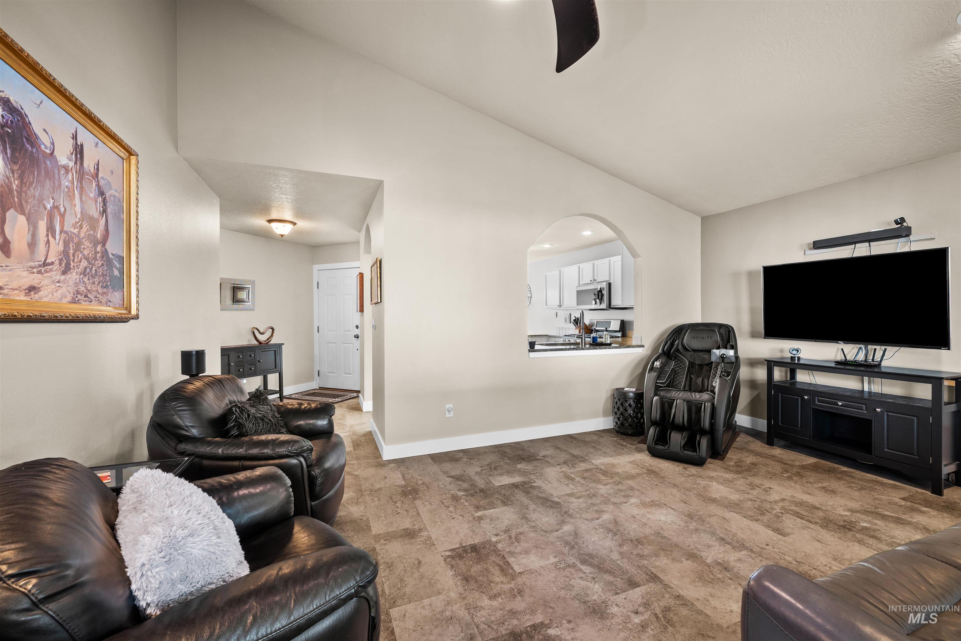 1836 N Buena Vista Property Photo 17