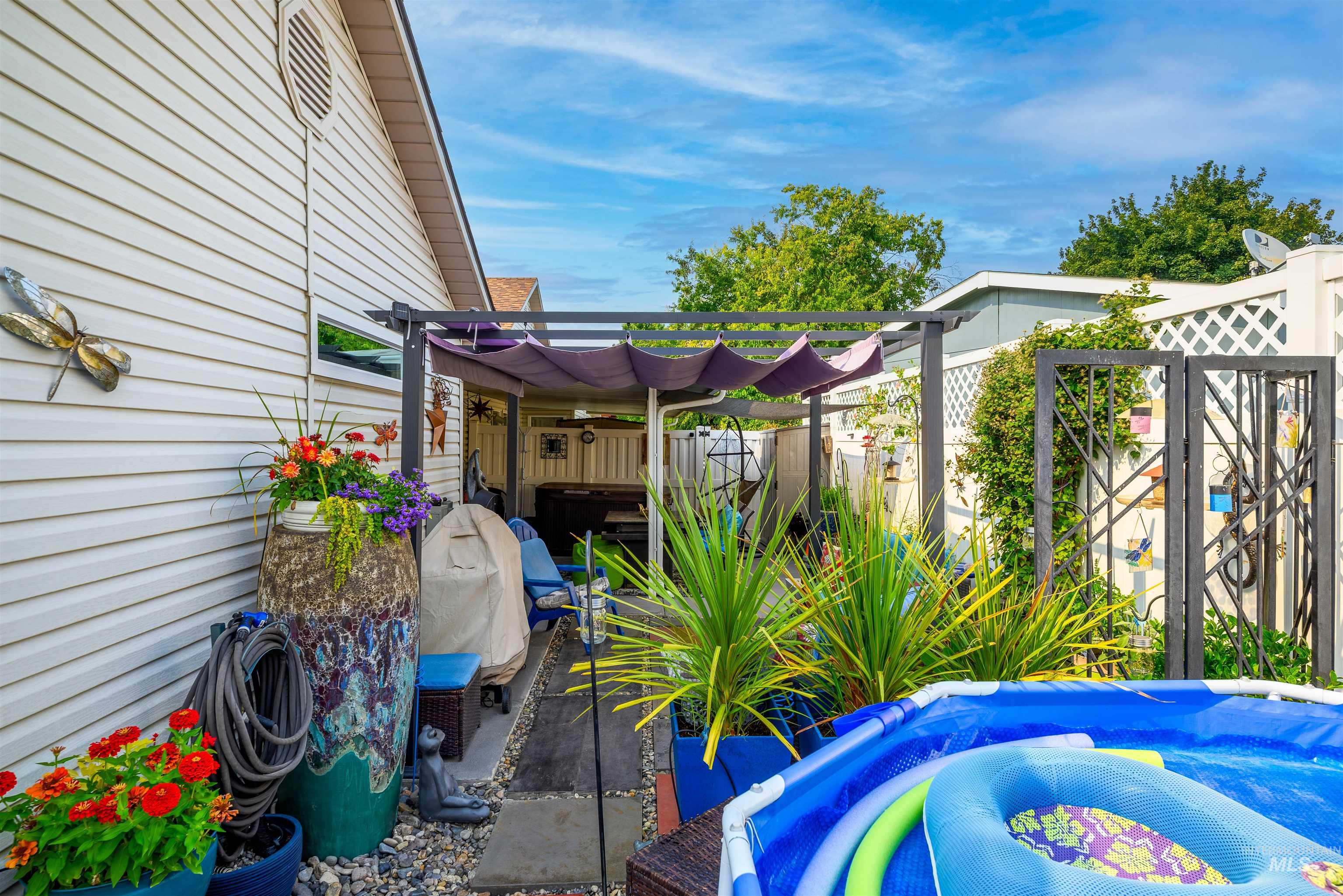 1836 N Buena Vista Property Photo 37