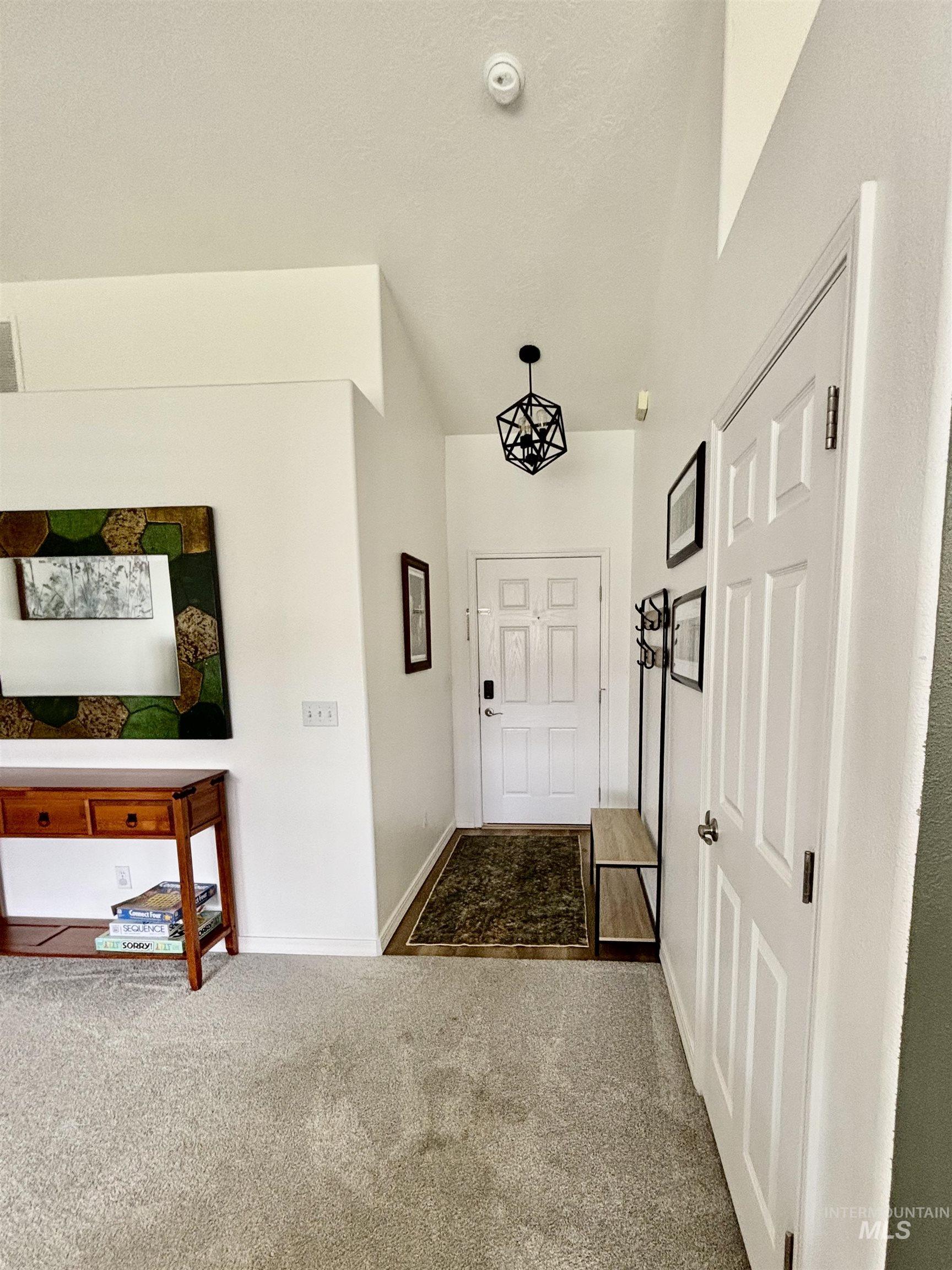 8515 W Shooting Star Drive Property Photo 6