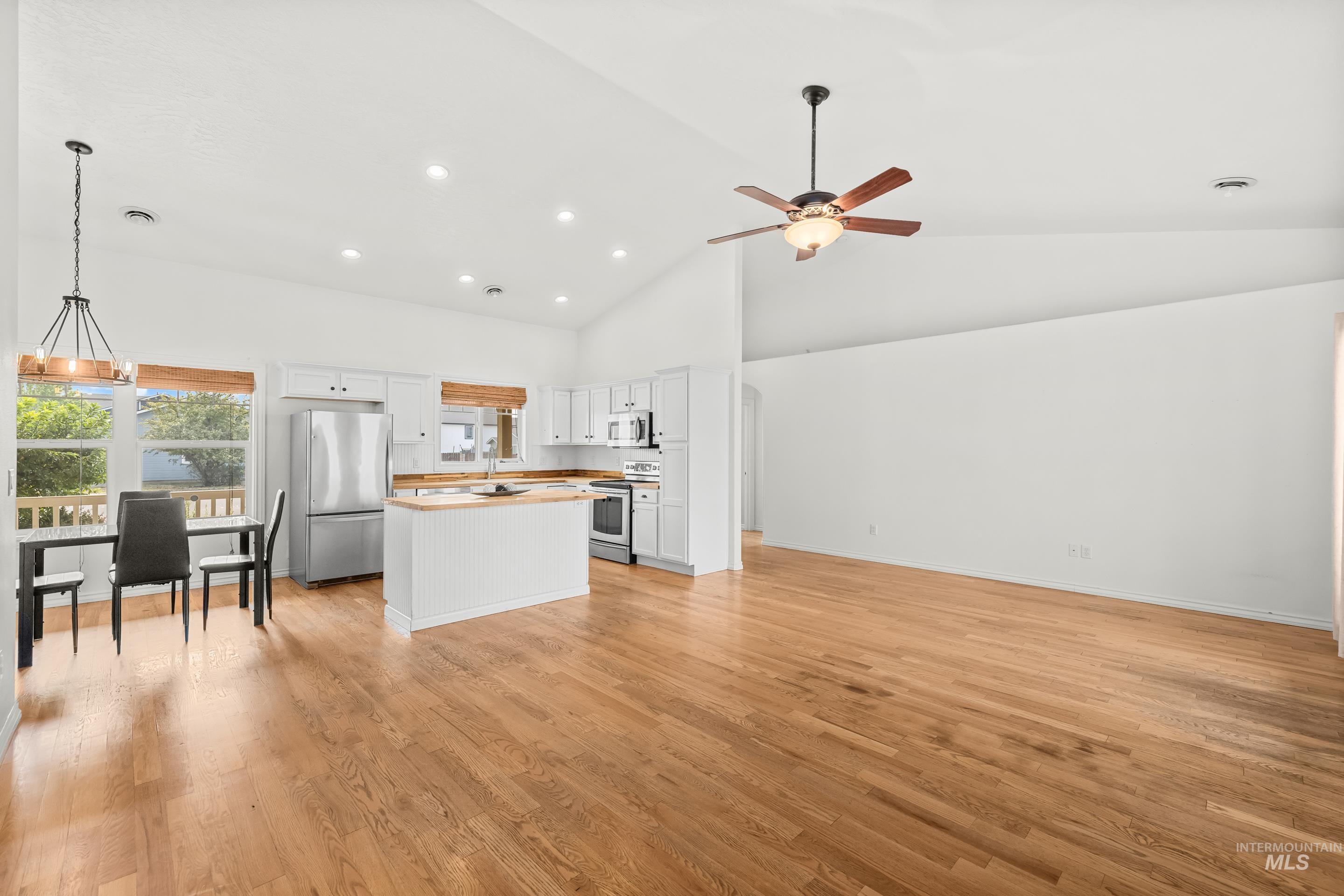 1625 Sw Shaft Property Photo 7