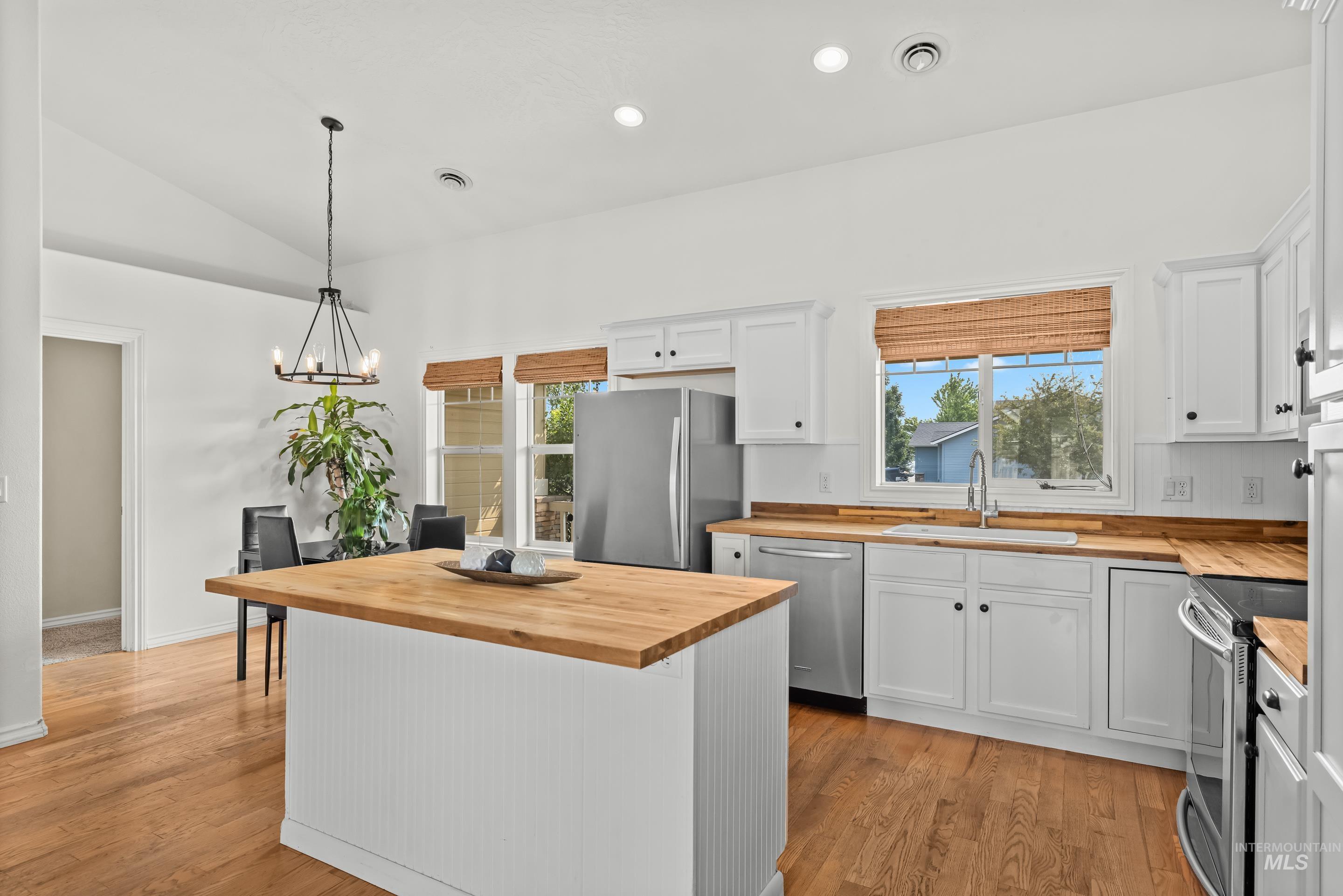 1625 Sw Shaft Property Photo 12