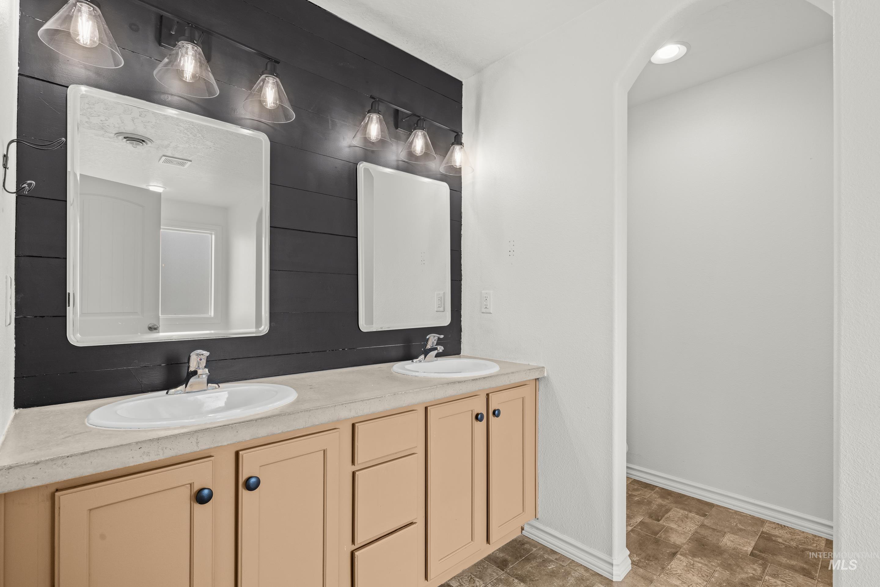 1625 Sw Shaft Property Photo 32