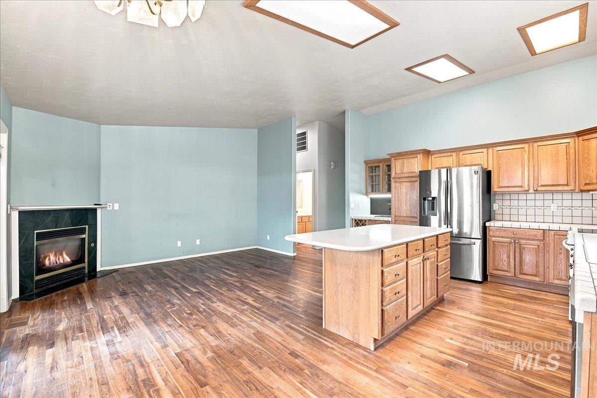 1921 Arcata Way Property Photo 9
