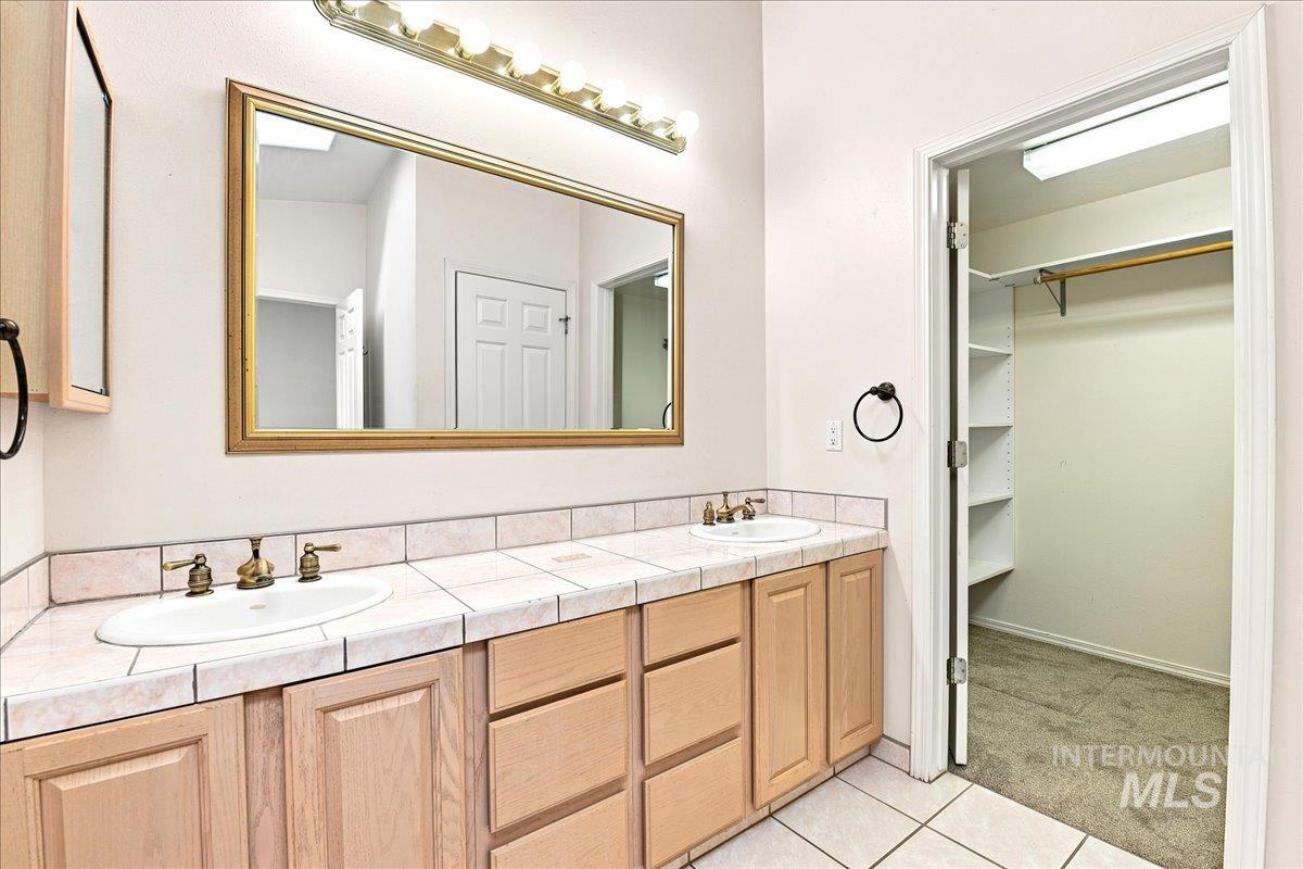 1921 Arcata Way Property Photo 15