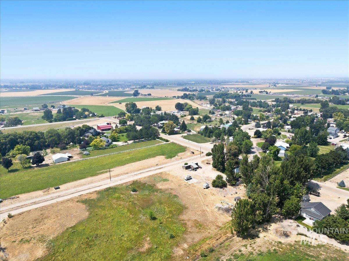 6613 Wright Ln Property Photo 10