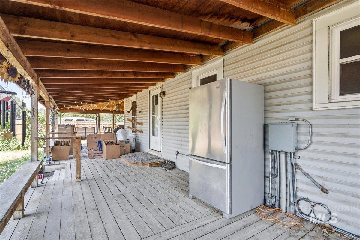 6613 Wright Ln Property Photo 12