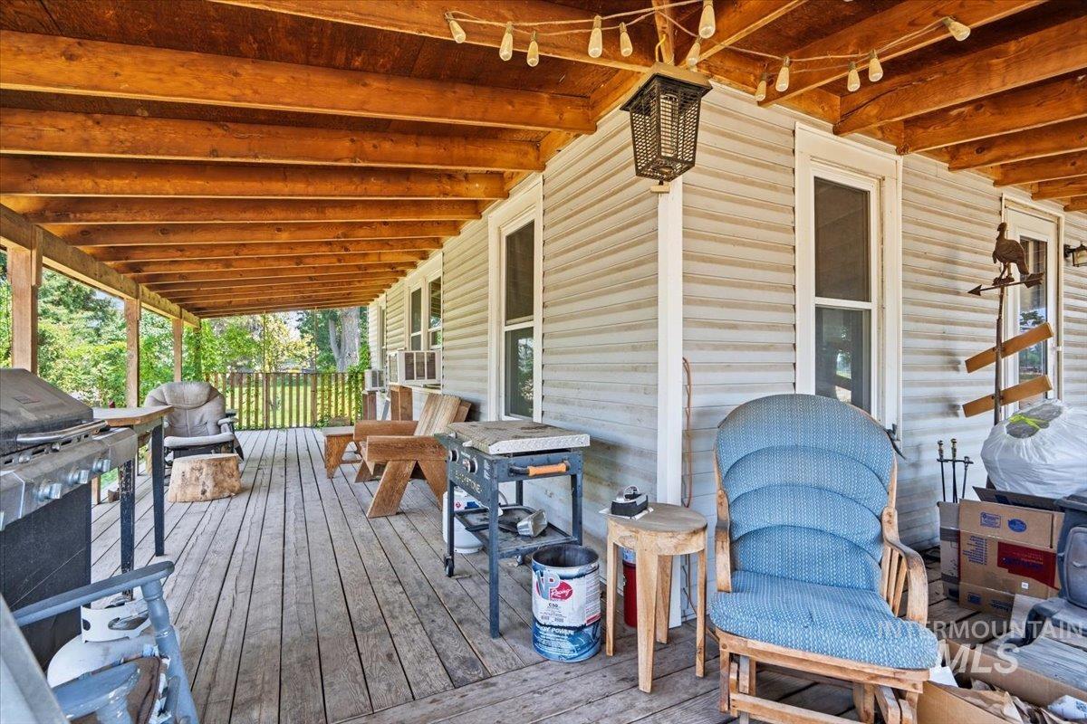 6613 Wright Ln Property Photo 13