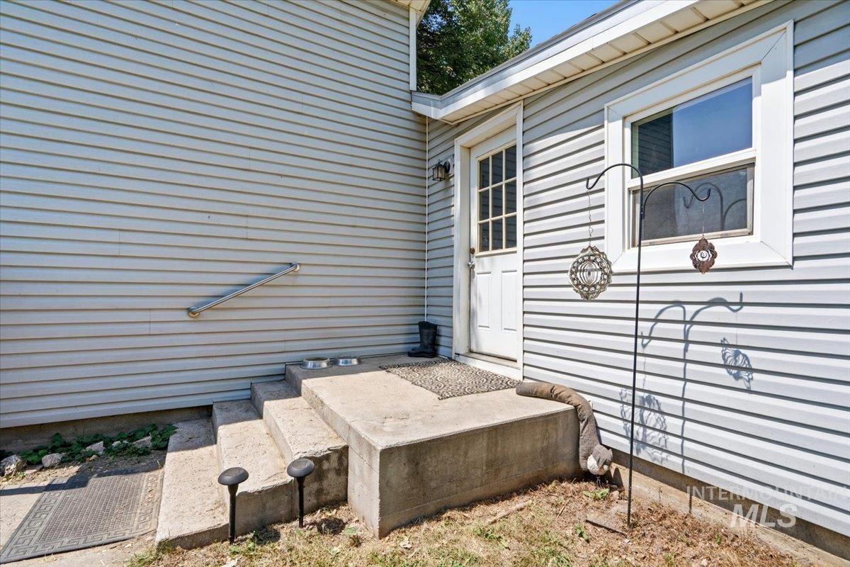 6613 Wright Ln Property Photo 30