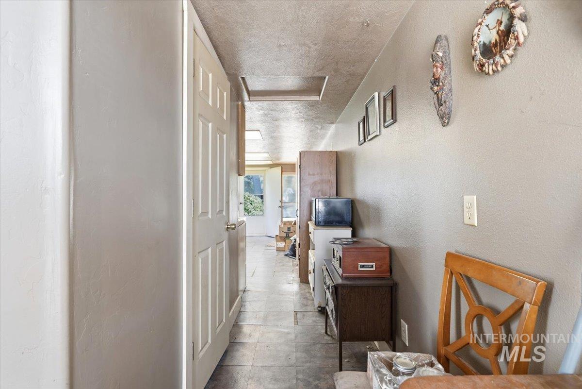 6613 Wright Ln Property Photo 38