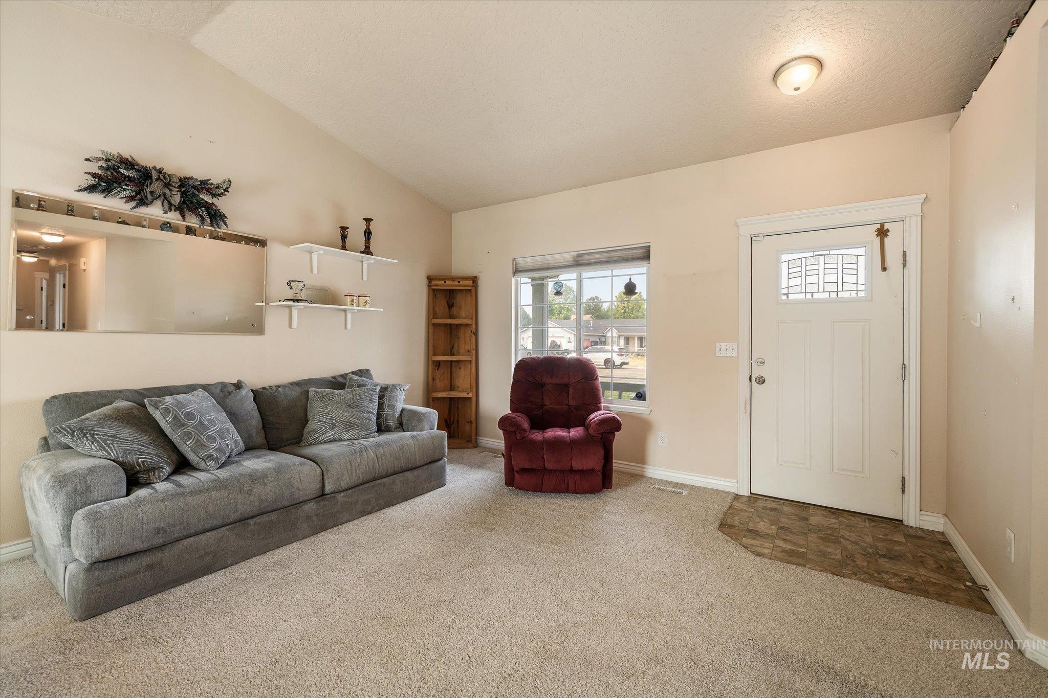 998 N Quartzite Property Photo 7