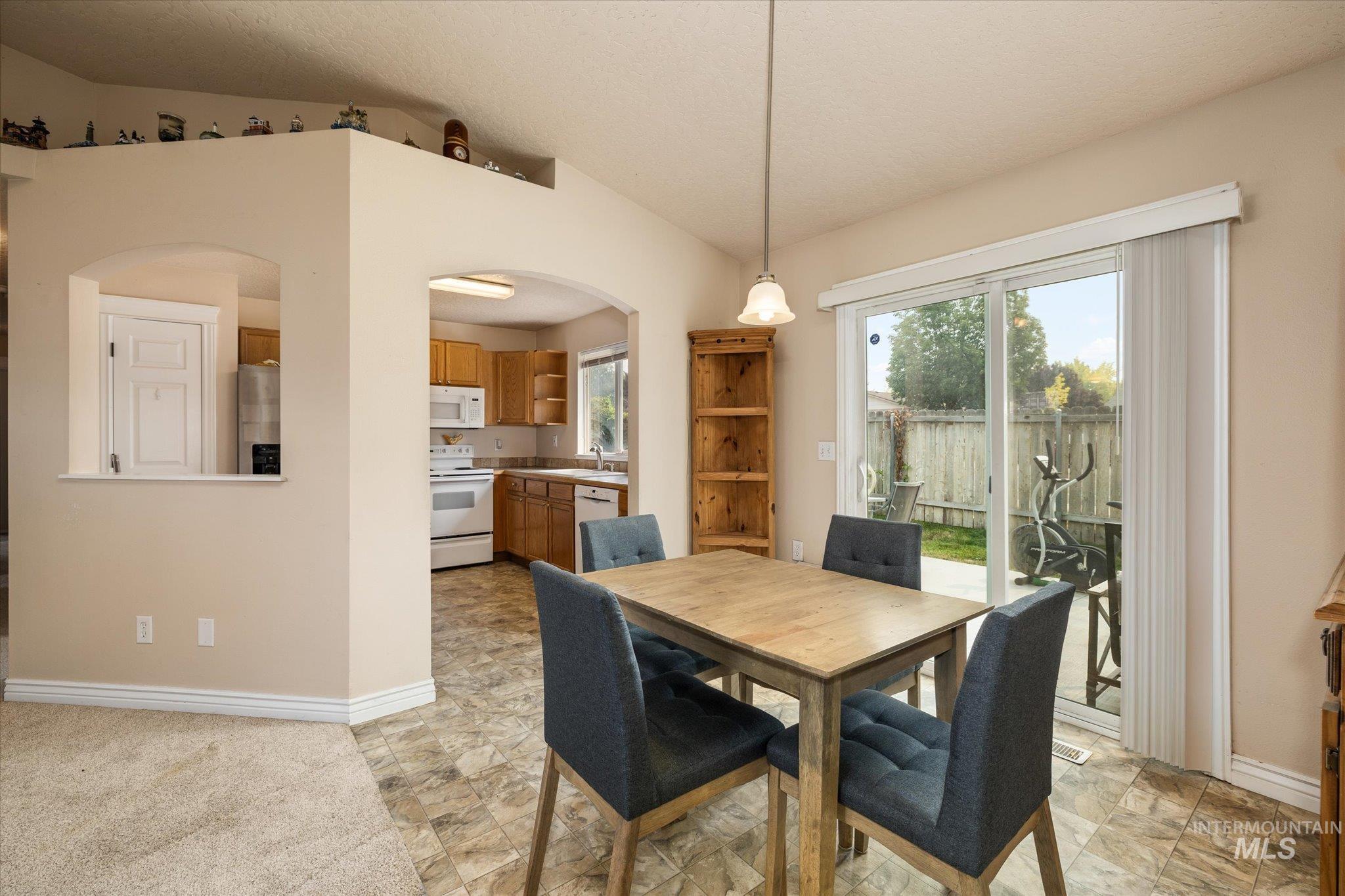 998 N Quartzite Property Photo 11