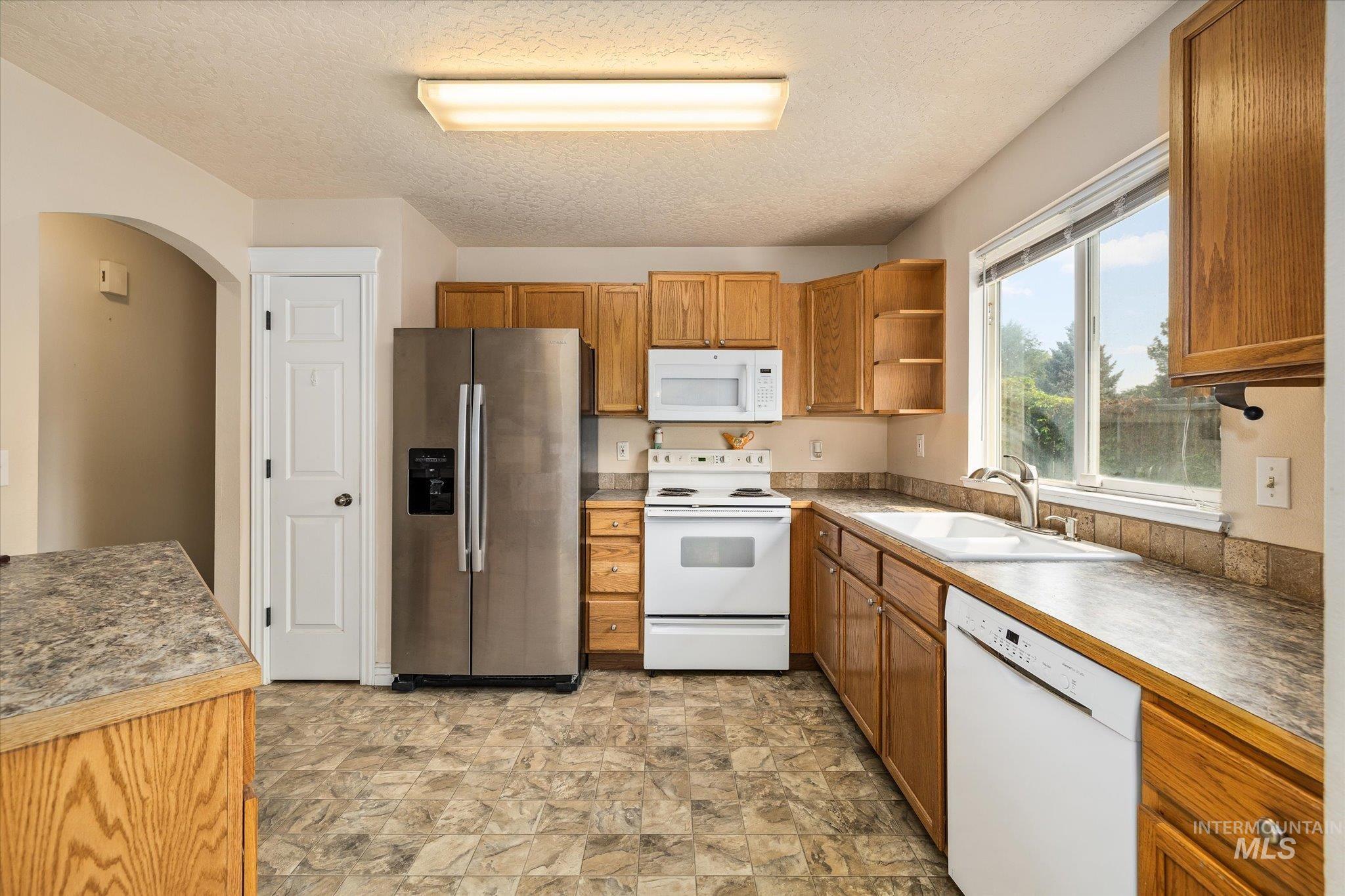998 N Quartzite Property Photo 13