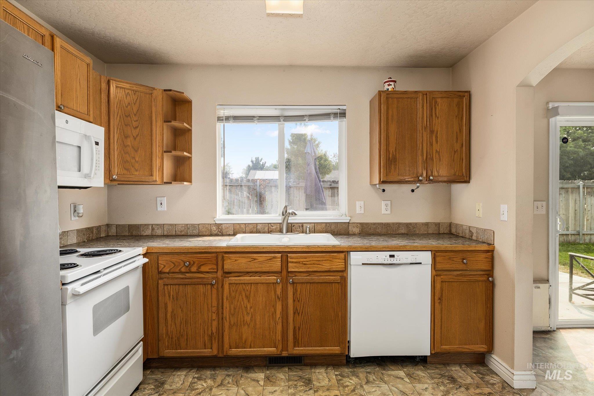 998 N Quartzite Property Photo 17