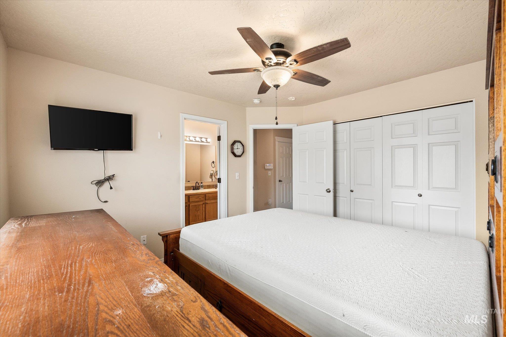 998 N Quartzite Property Photo 23