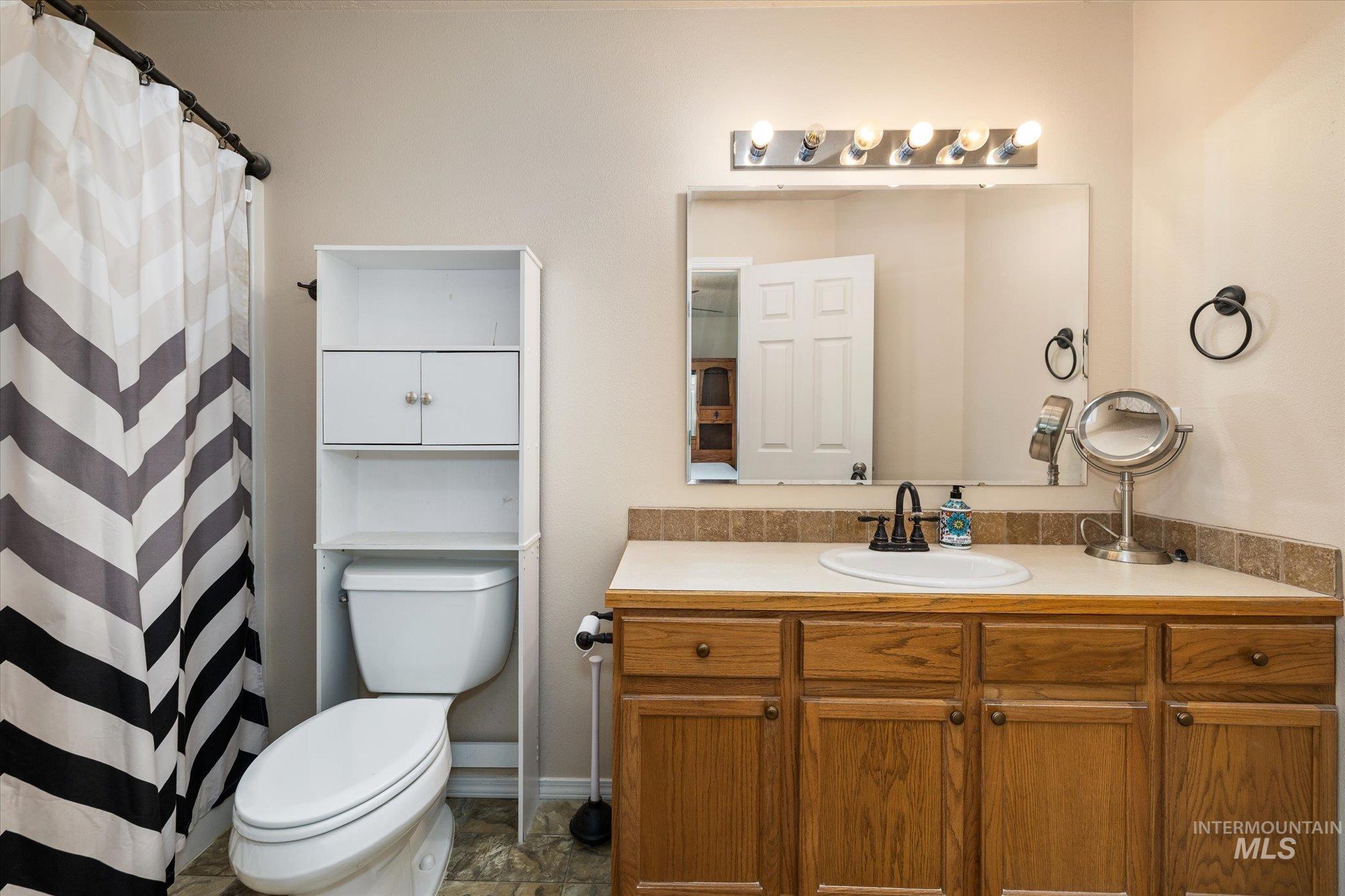 998 N Quartzite Property Photo 24