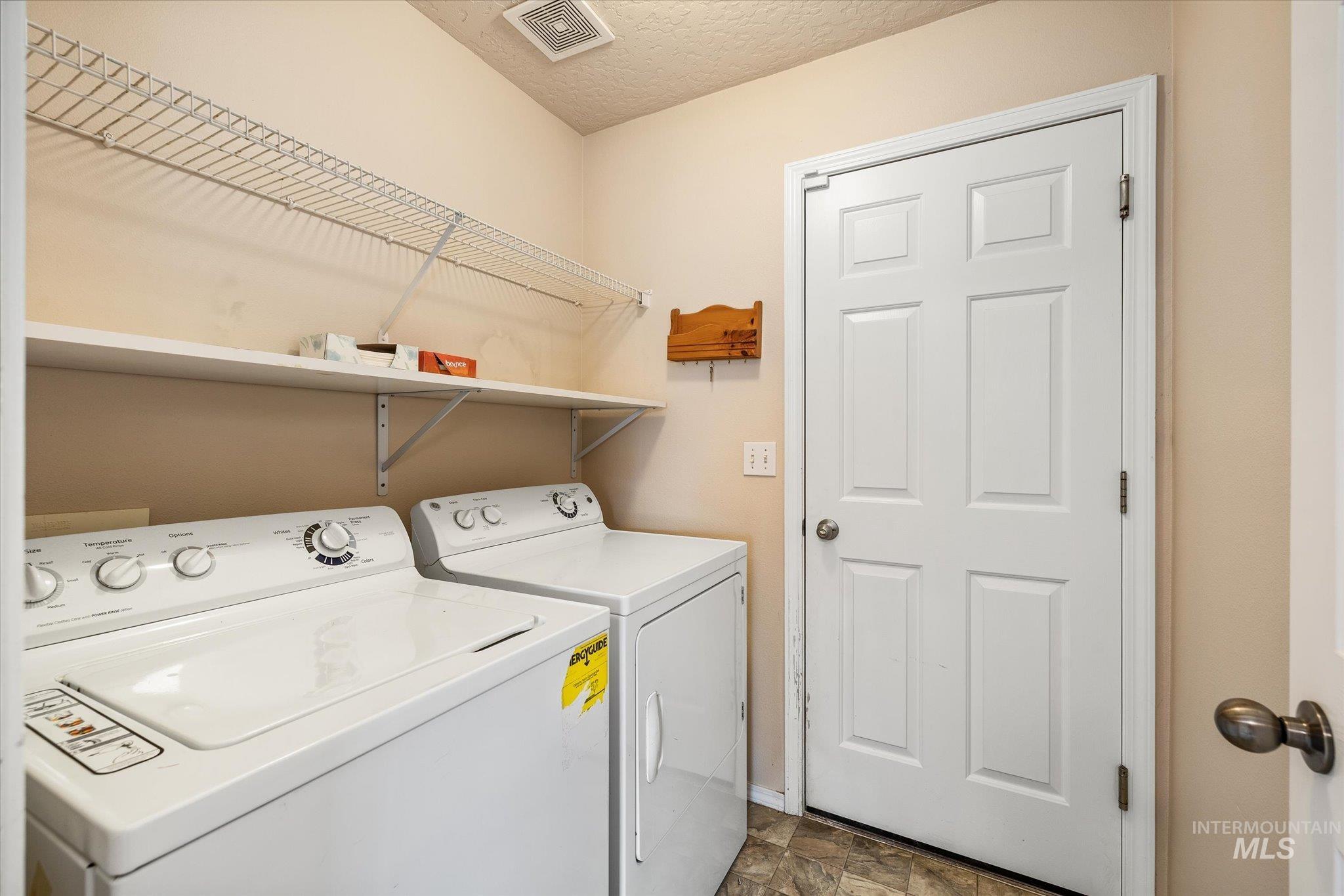 998 N Quartzite Property Photo 31
