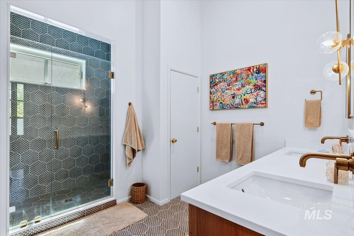 2921 N Arran Ct. Property Photo 21