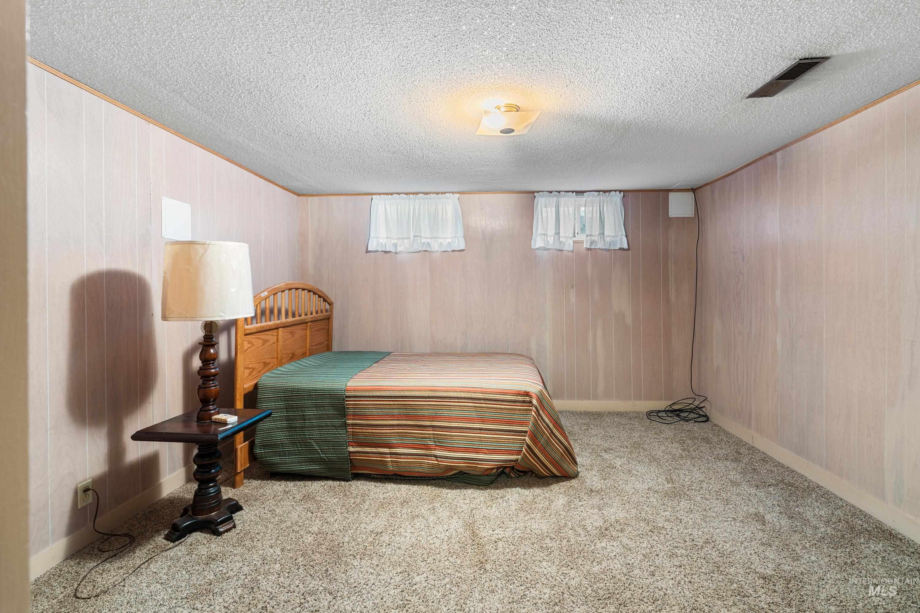 518 Bryden Dr. Property Photo 16