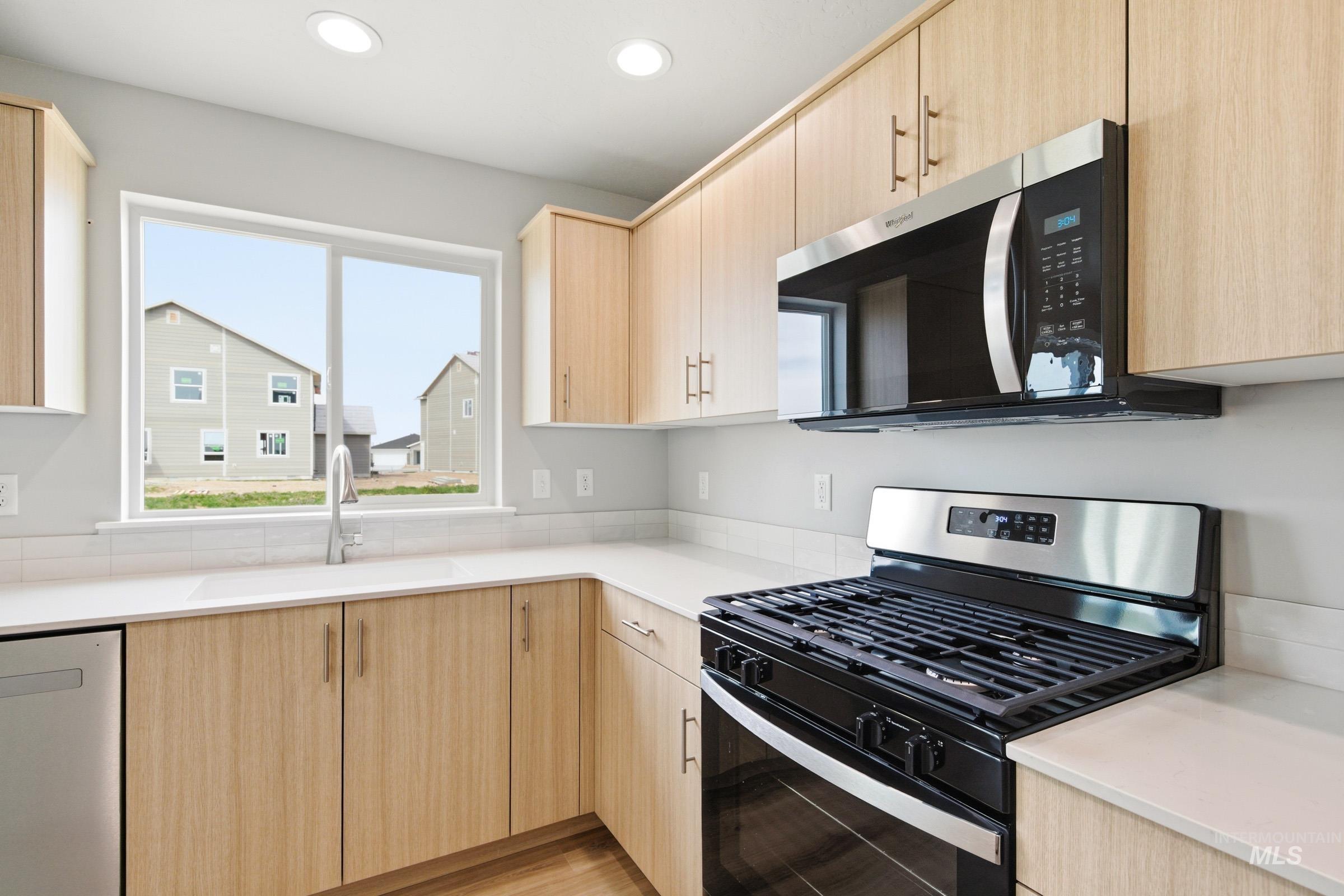 3084 N Porgy Way Property Photo 6