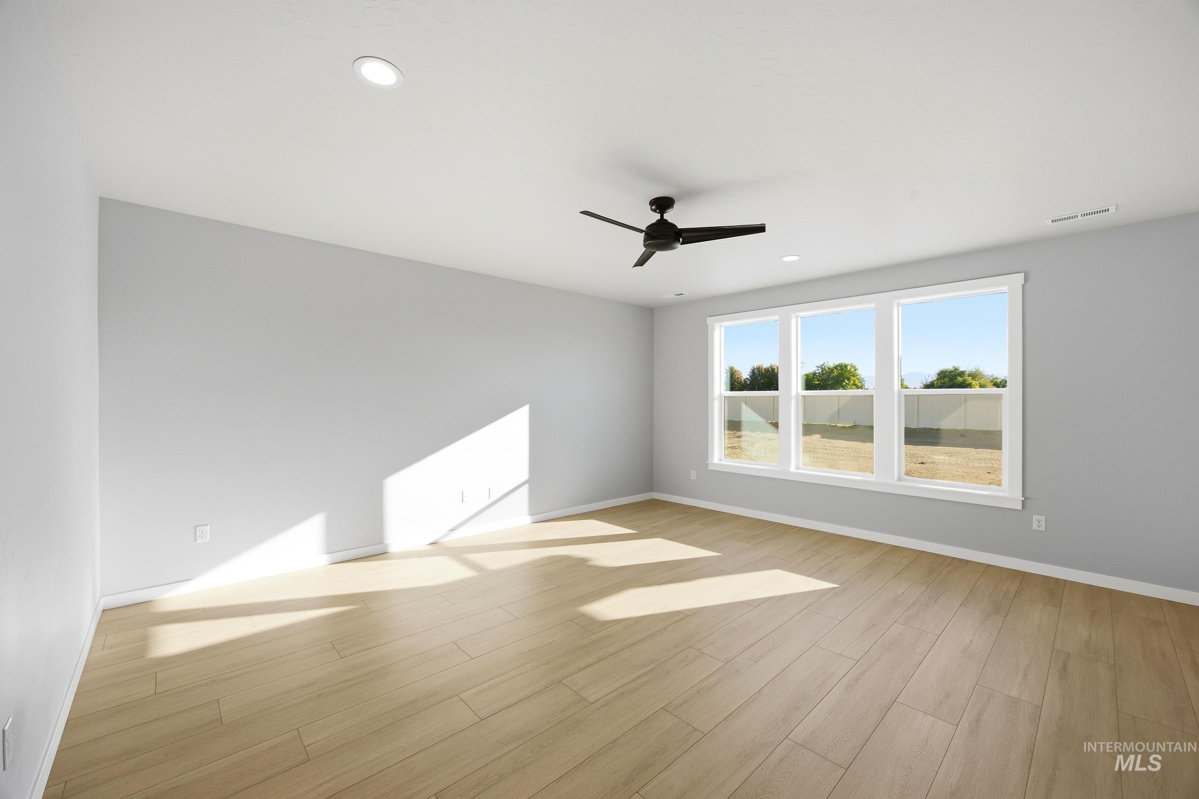 3084 N Porgy Way Property Photo 8