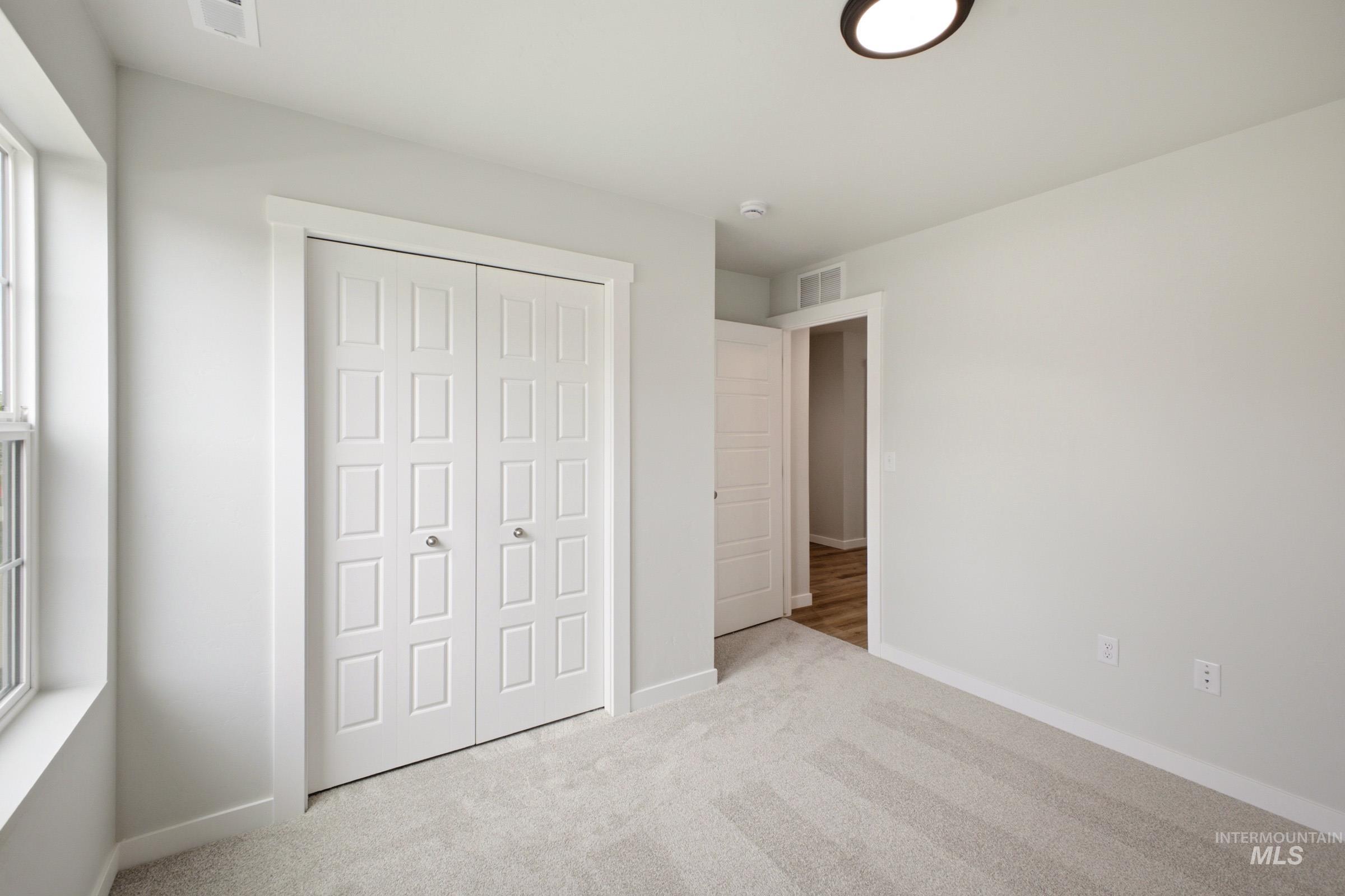 9422 W Blazing Star St Property Photo 11