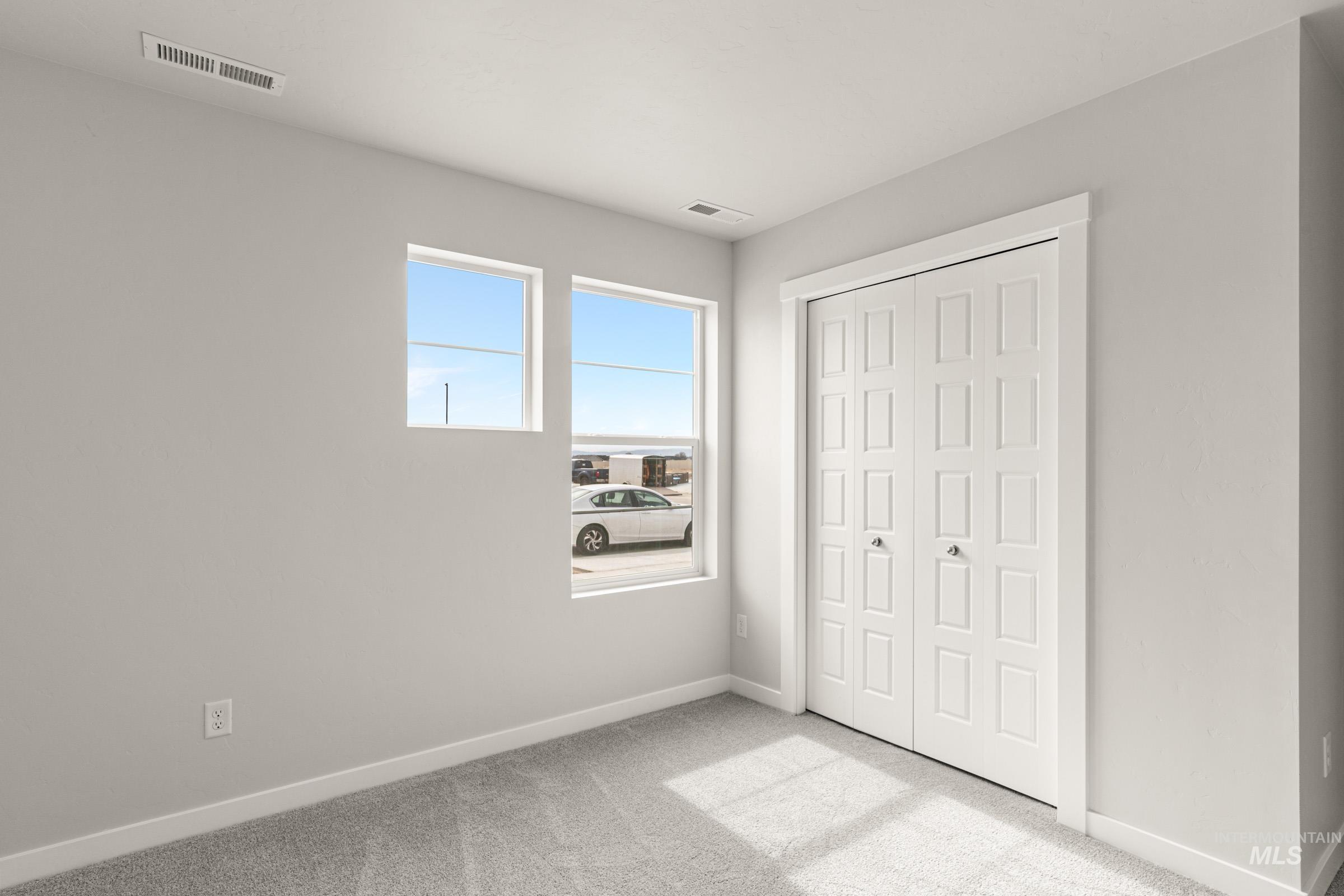 9422 W Blazing Star St Property Photo 12