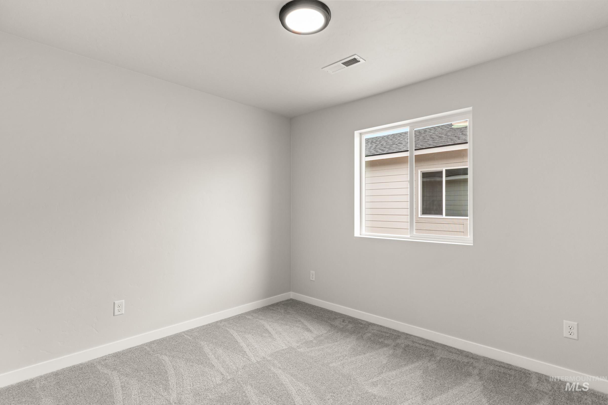 9422 W Blazing Star St Property Photo 13