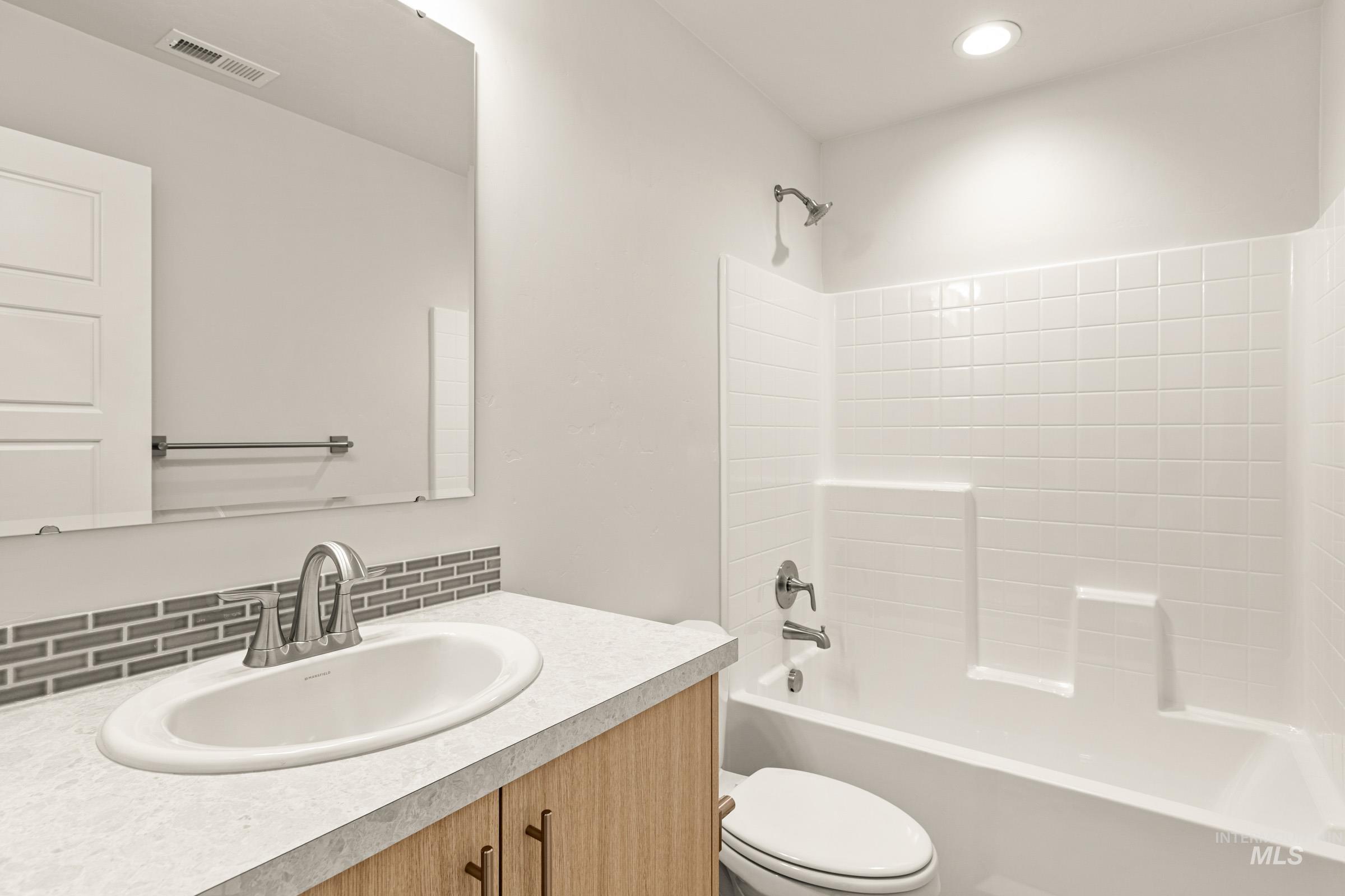 9422 W Blazing Star St Property Photo 14