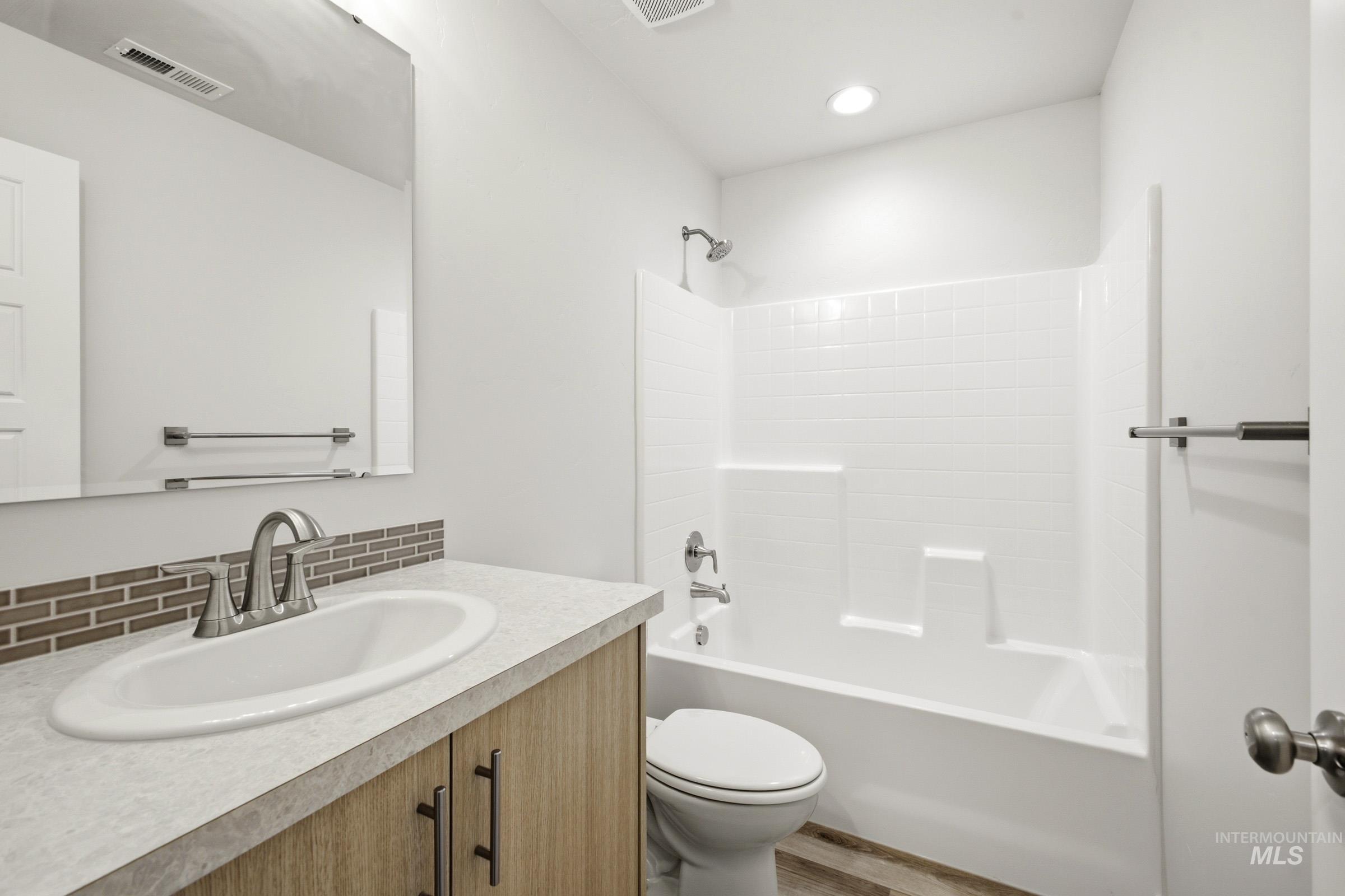 9422 W Blazing Star St Property Photo 14