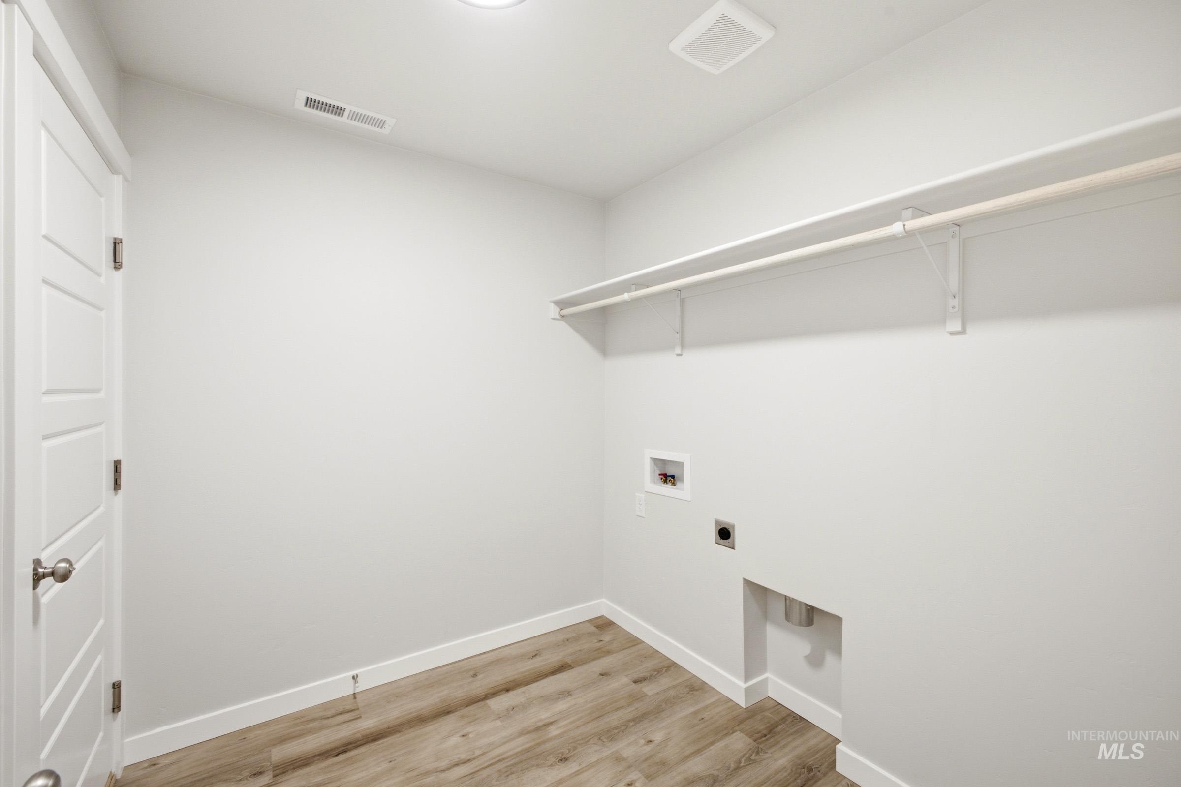 9422 W Blazing Star St Property Photo 15