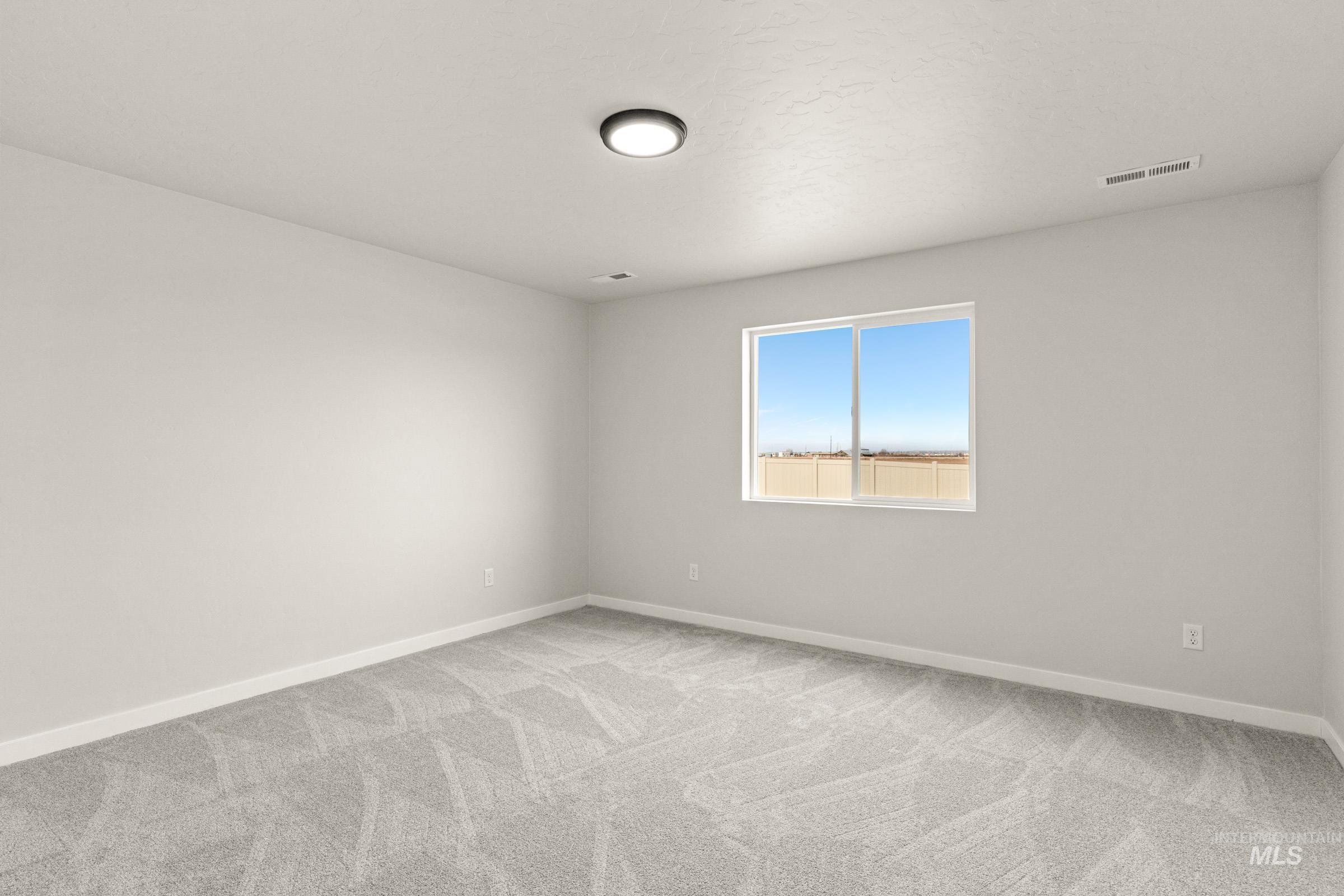 9422 W Blazing Star St Property Photo 16