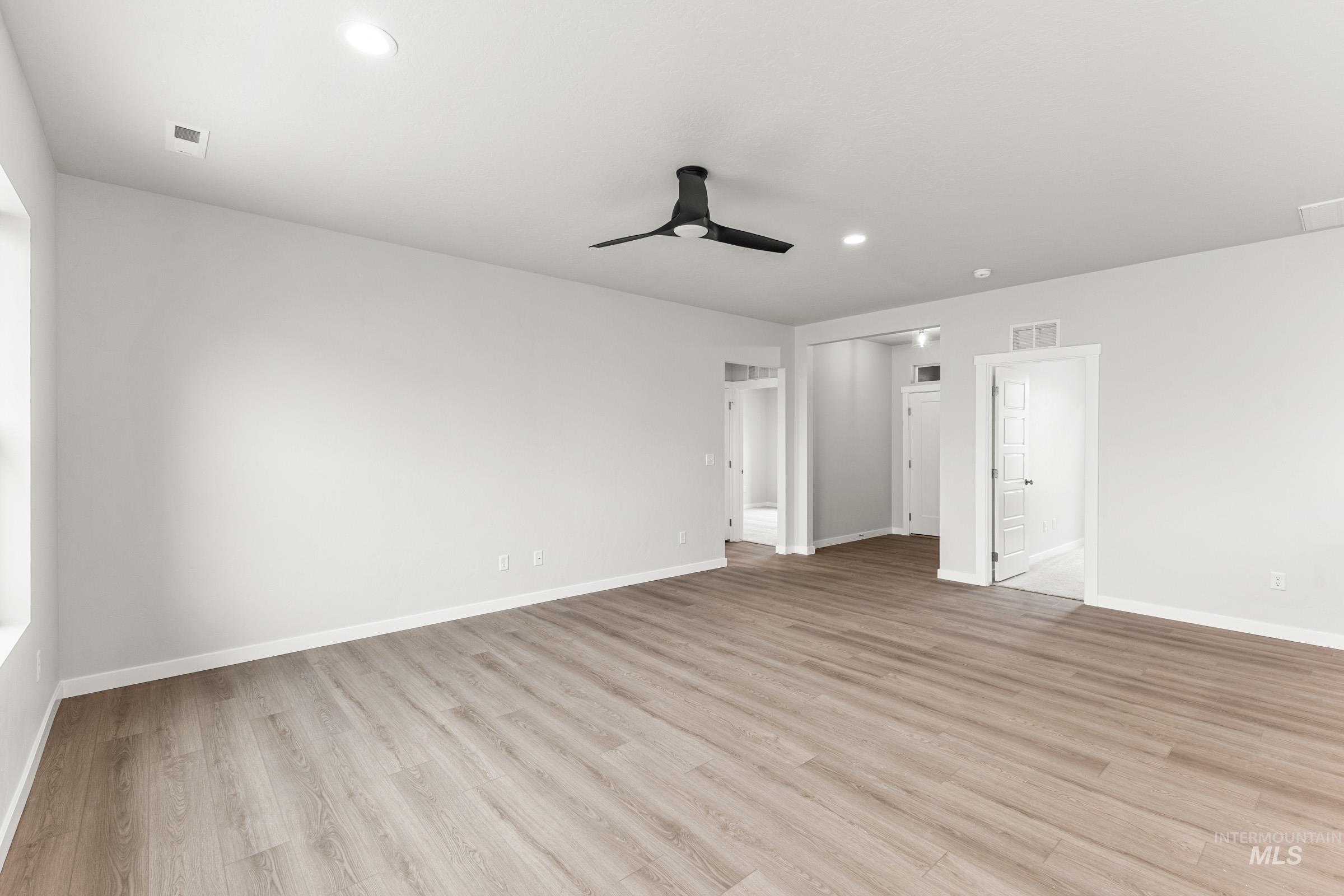 9470 W Cosmic St Property Photo 8