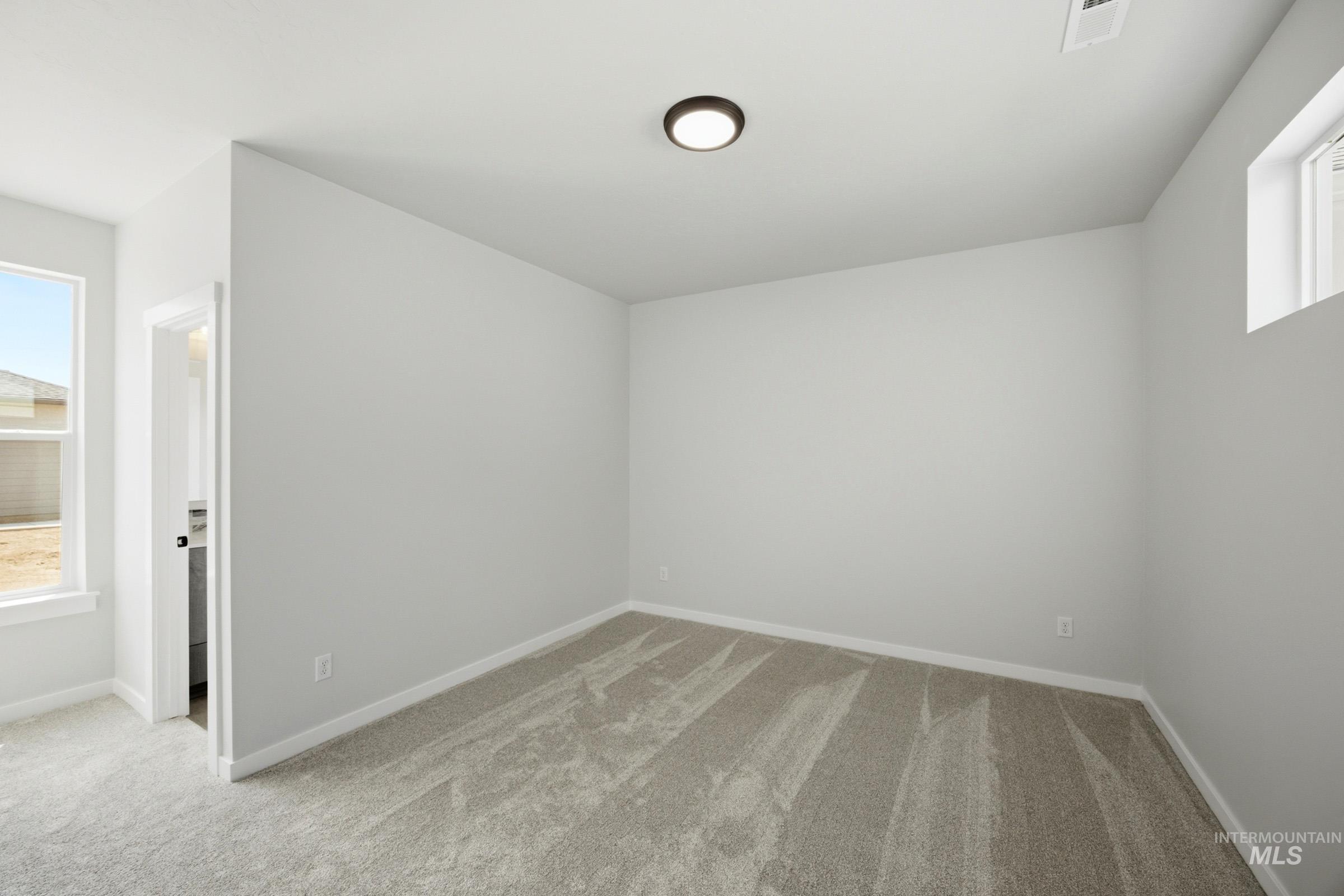 5006 S Bleachfield Ave Property Photo 14