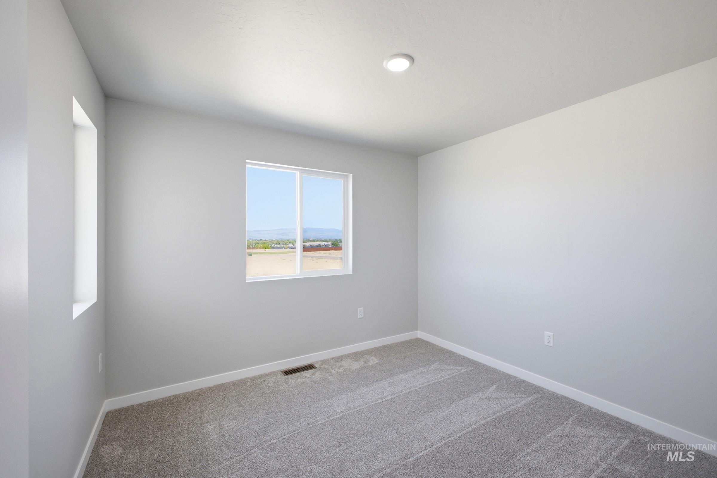 2341 W Red Jasper Dr Property Photo 13
