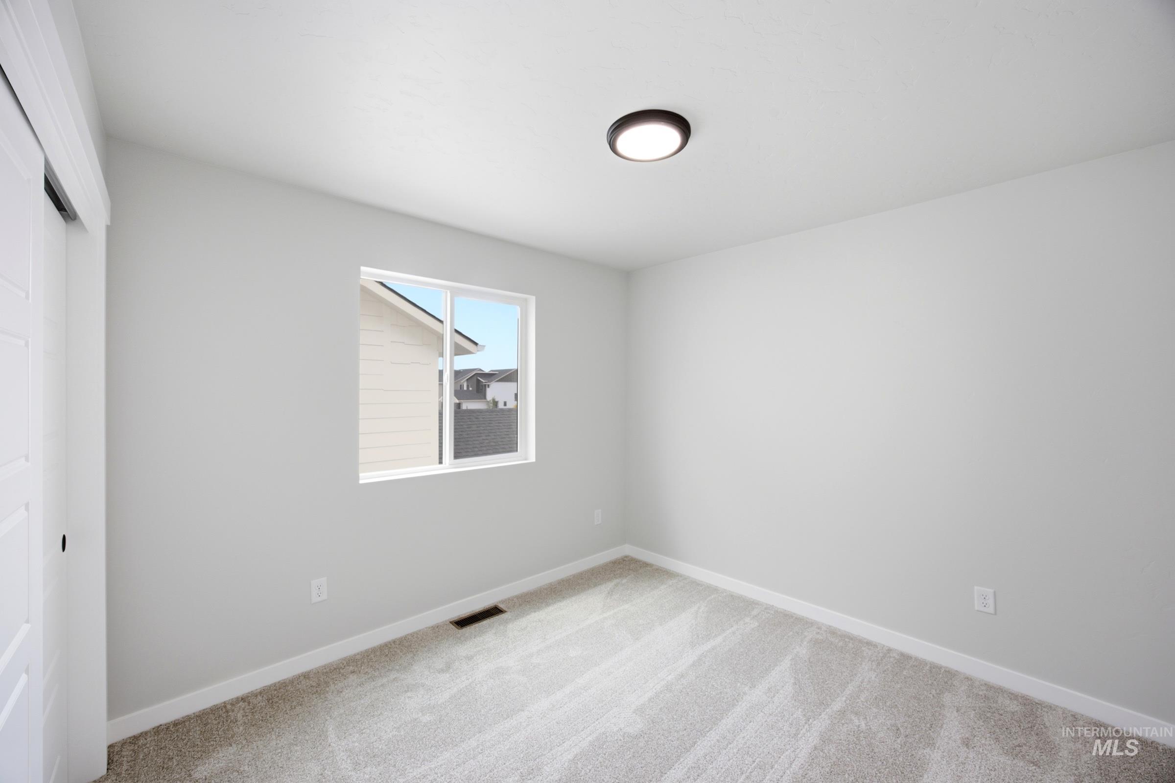 1355 W Braden Dr Property Photo 14
