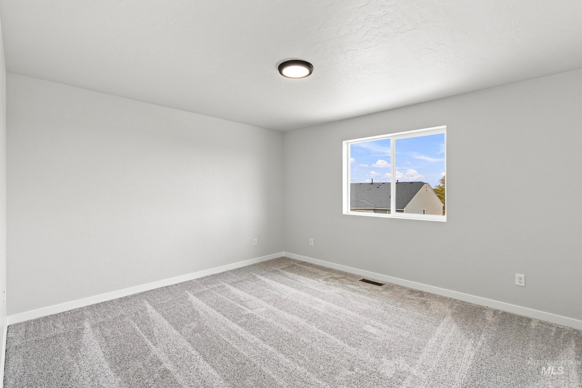 14080 Shiny Spruce St Property Photo 16