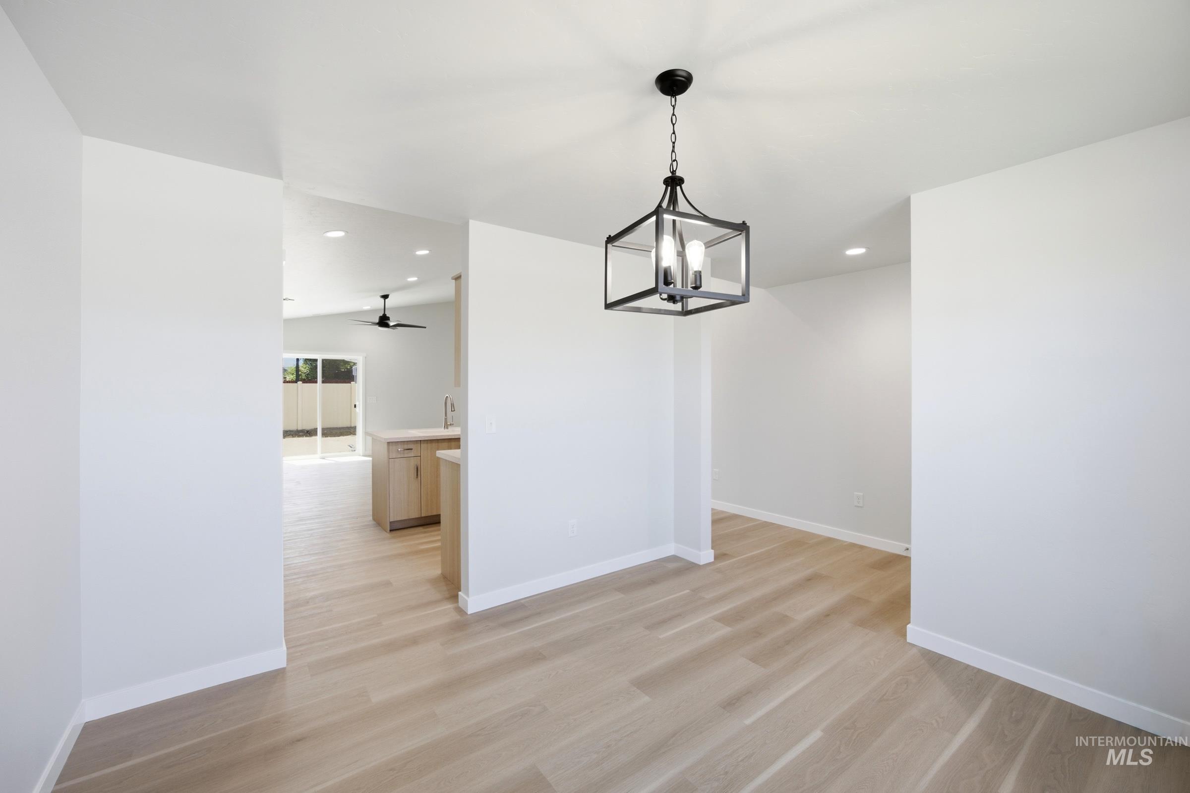 14113 Shiny Spruce St Property Photo 11
