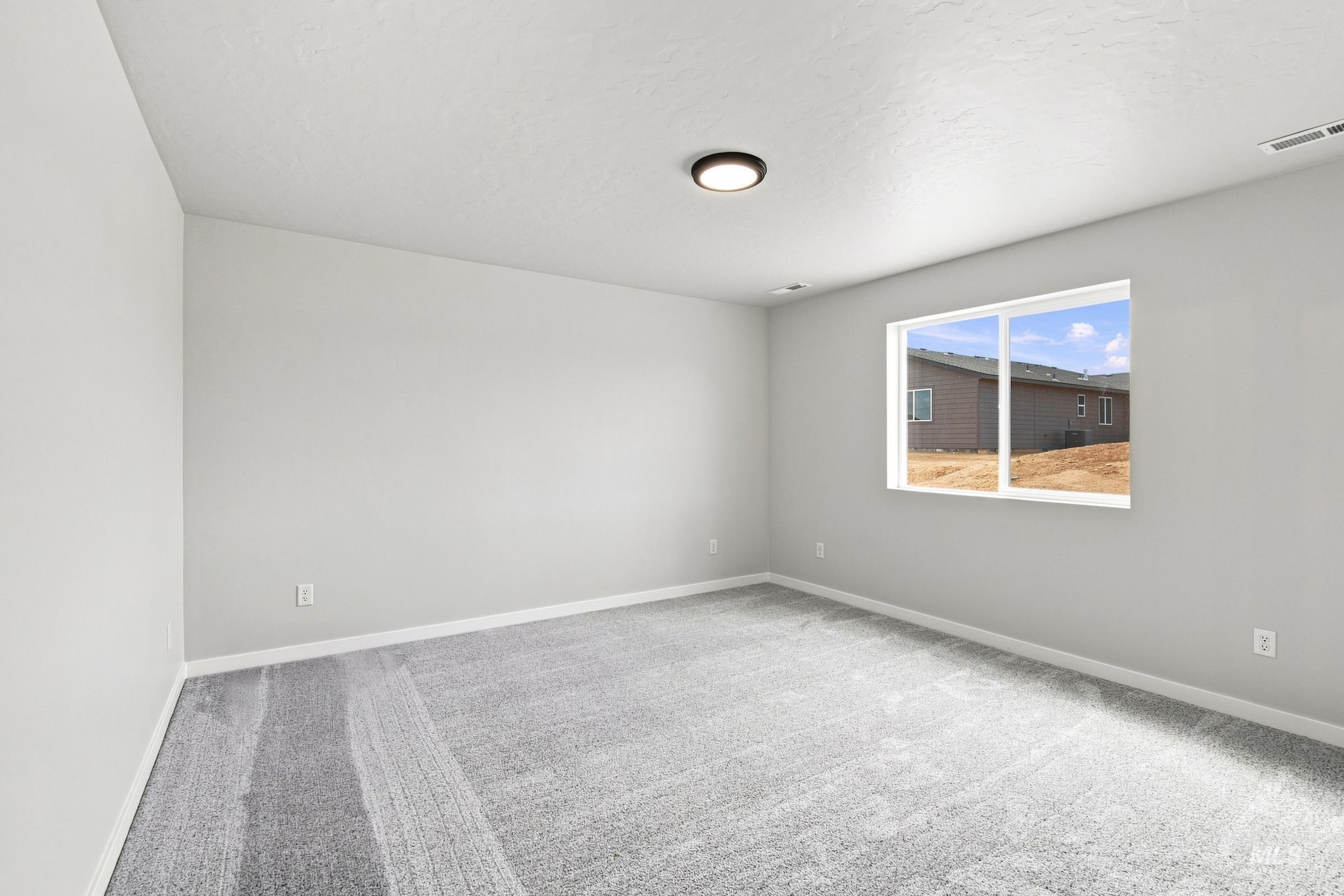 14113 Shiny Spruce St Property Photo 17