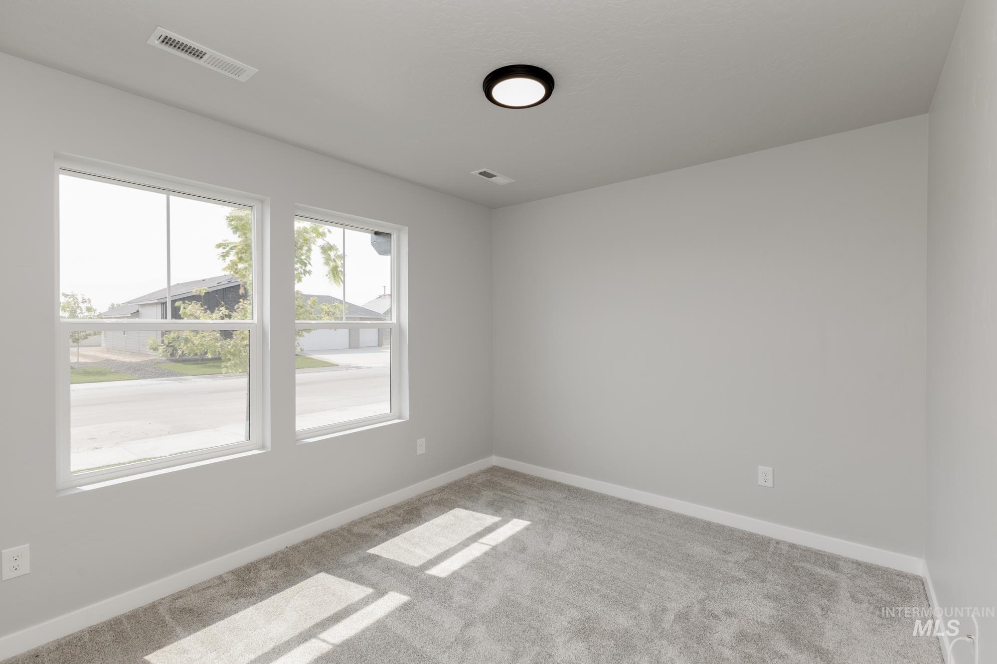 3826 E Freedom Tower Dr Property Photo 9
