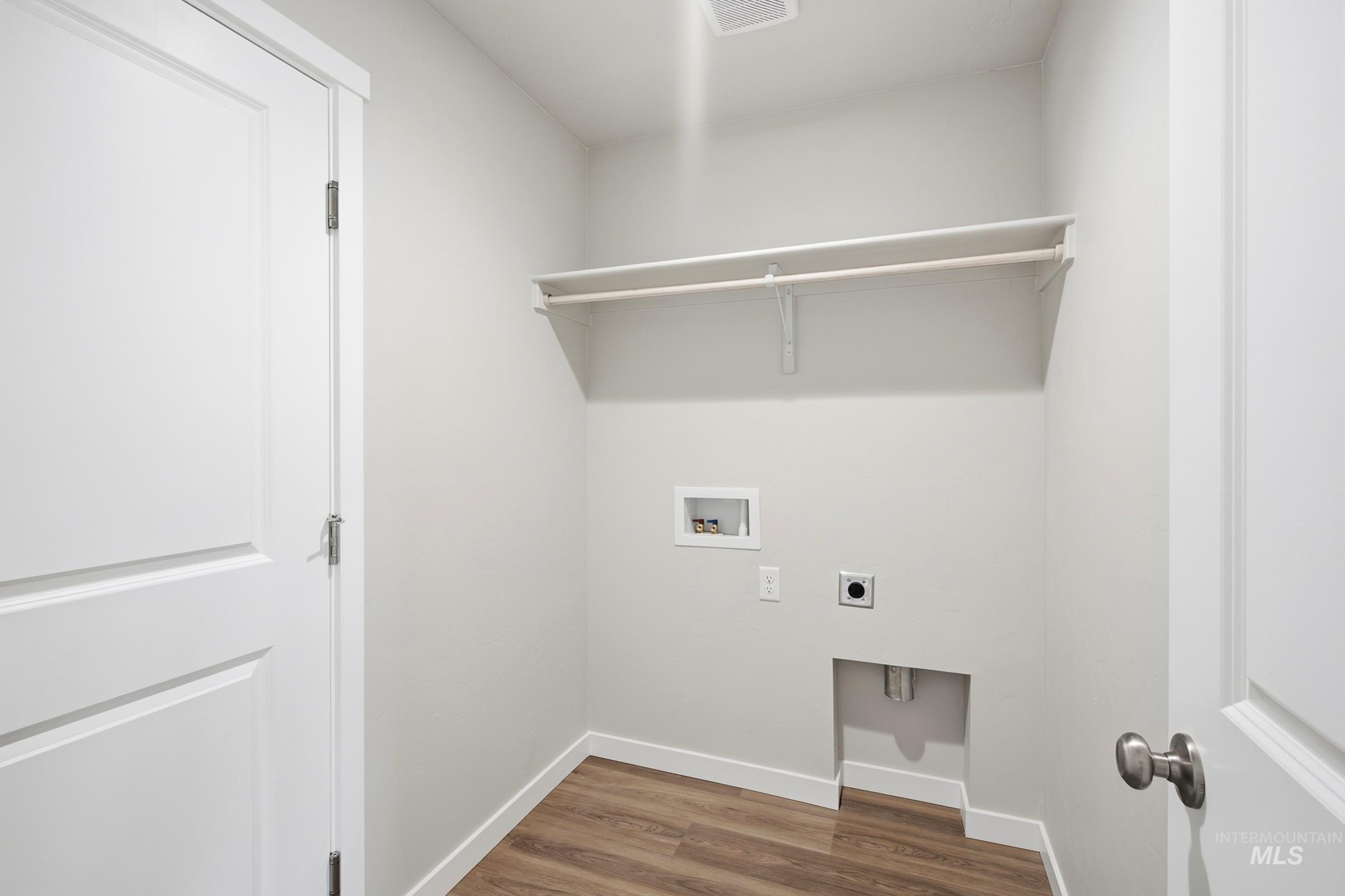 3826 E Freedom Tower Dr Property Photo 16