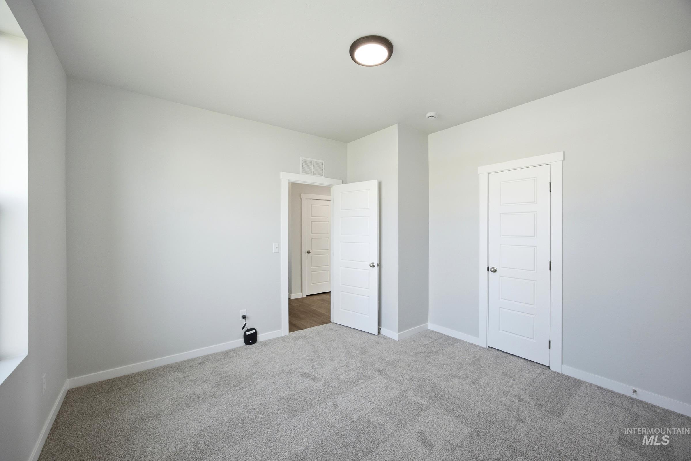 15368 Albatross Ave Property Photo 10